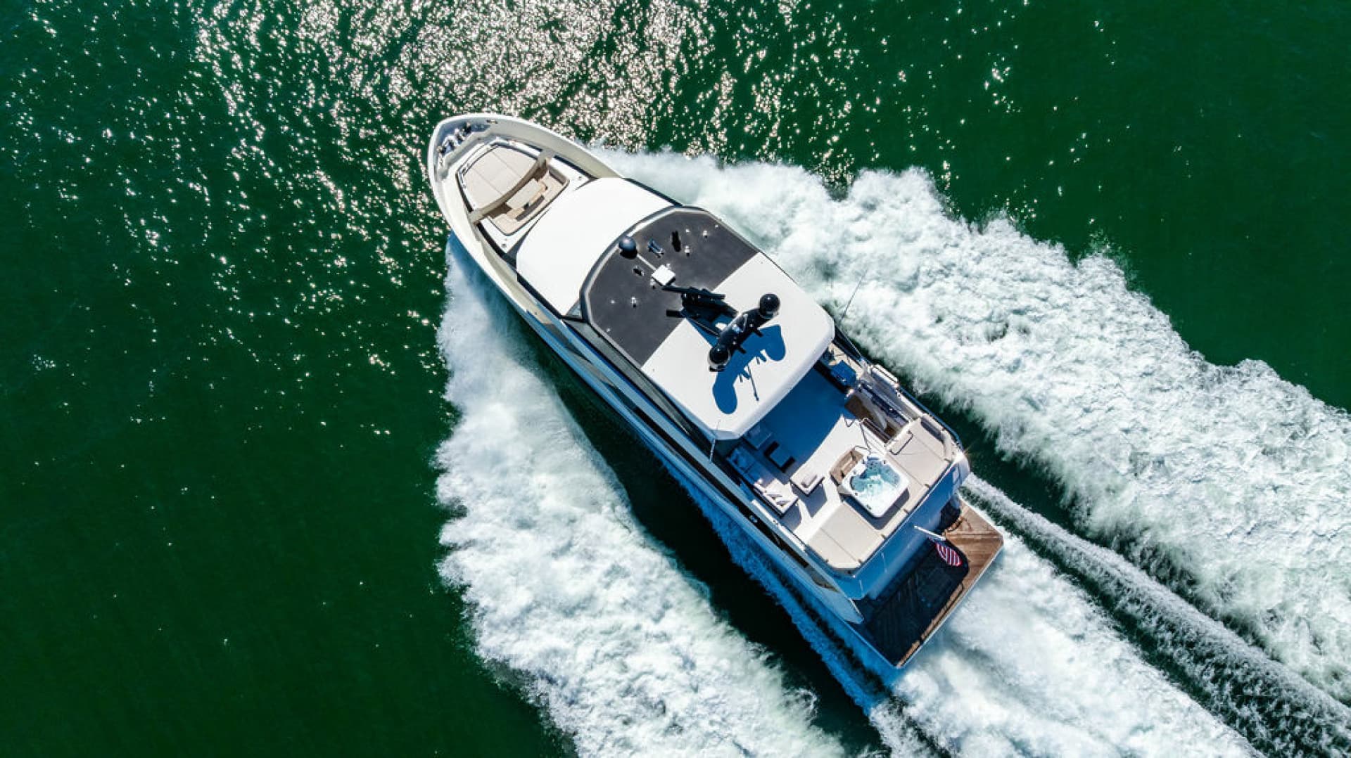 2020 Ocean Alexander 84R