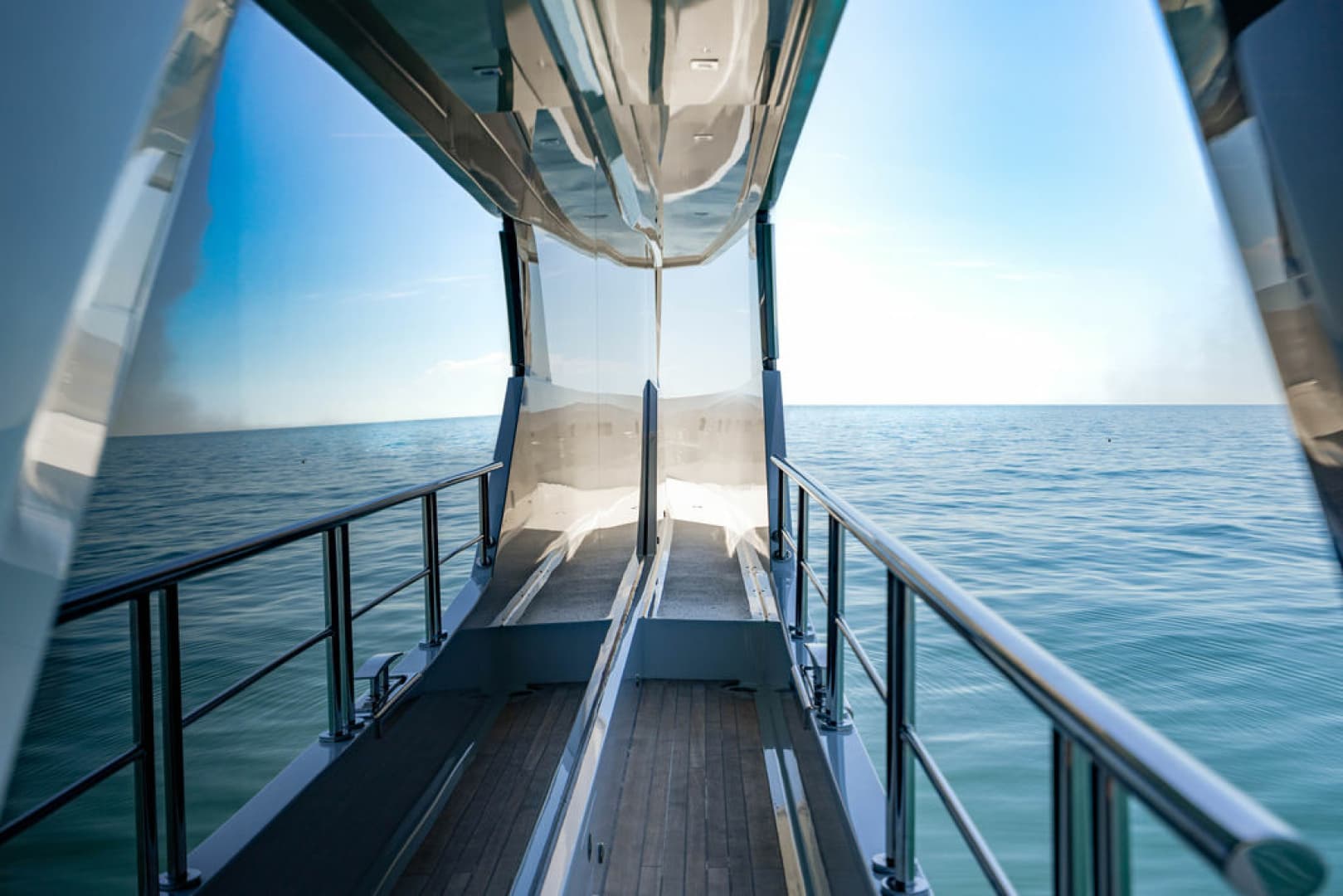 2020 Ocean Alexander 84R