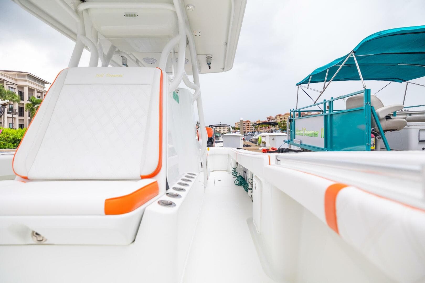 Yellowfin 32 Offshore - STILL DREAMIN - Forward Seating