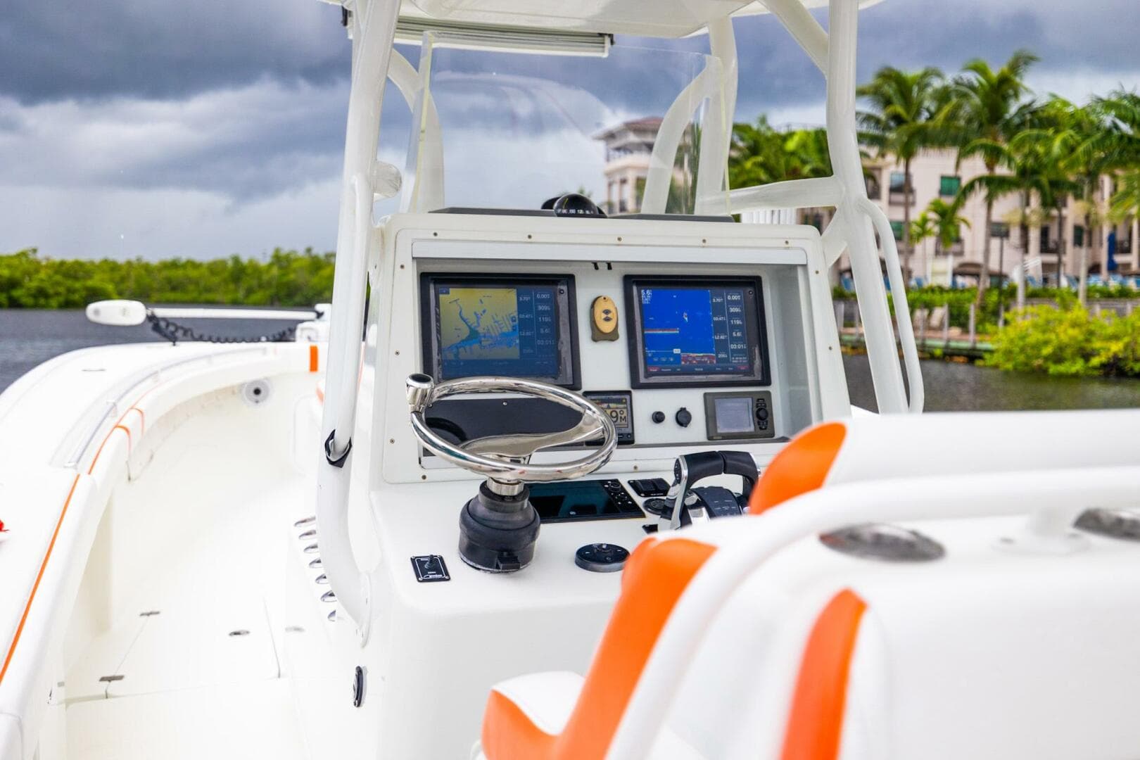 Yellowfin 32 Offshore - STILL DREAMIN - Helm Station Electronics 