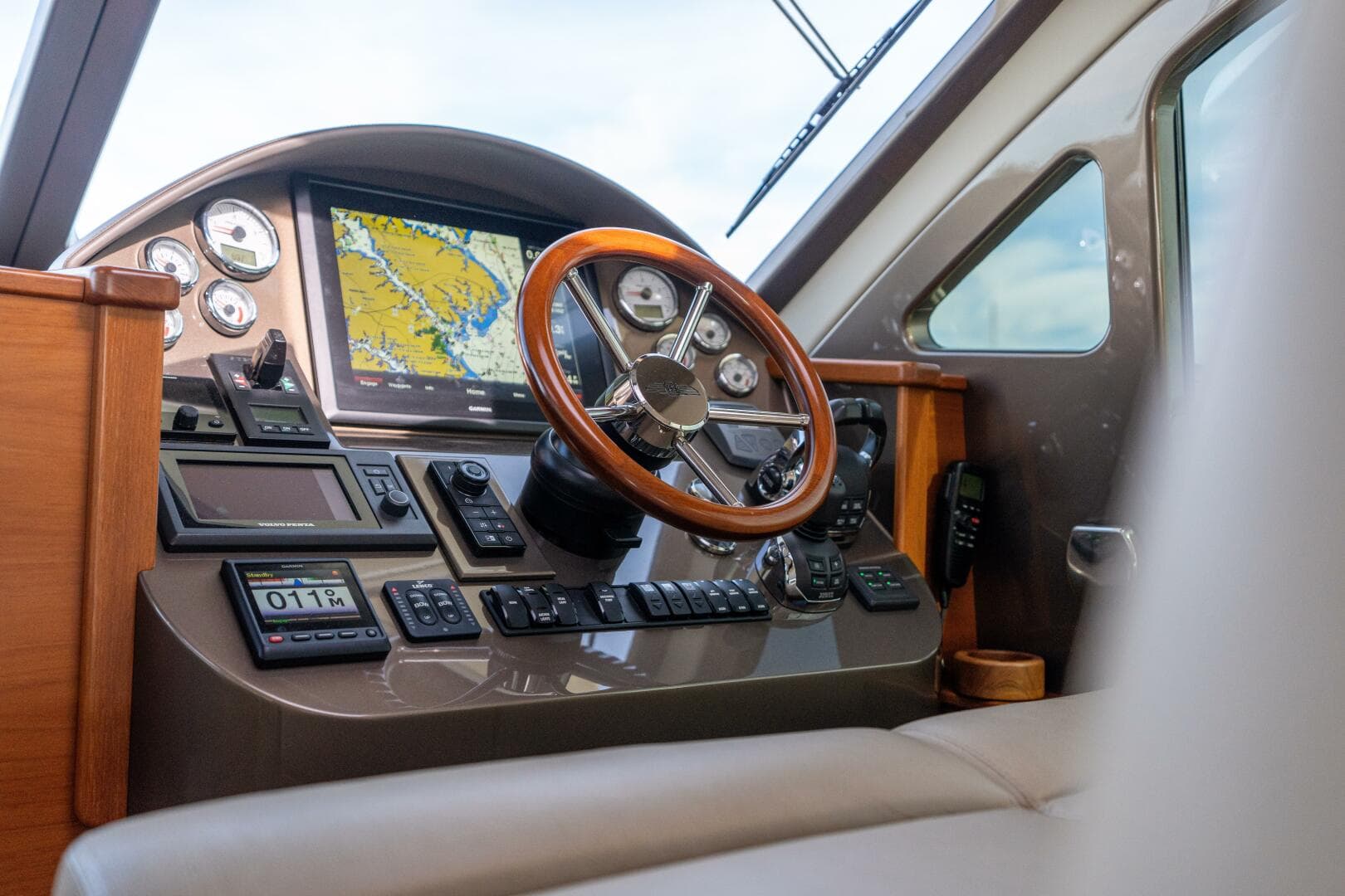 2016 Palm Beach Motor Yachts PB50