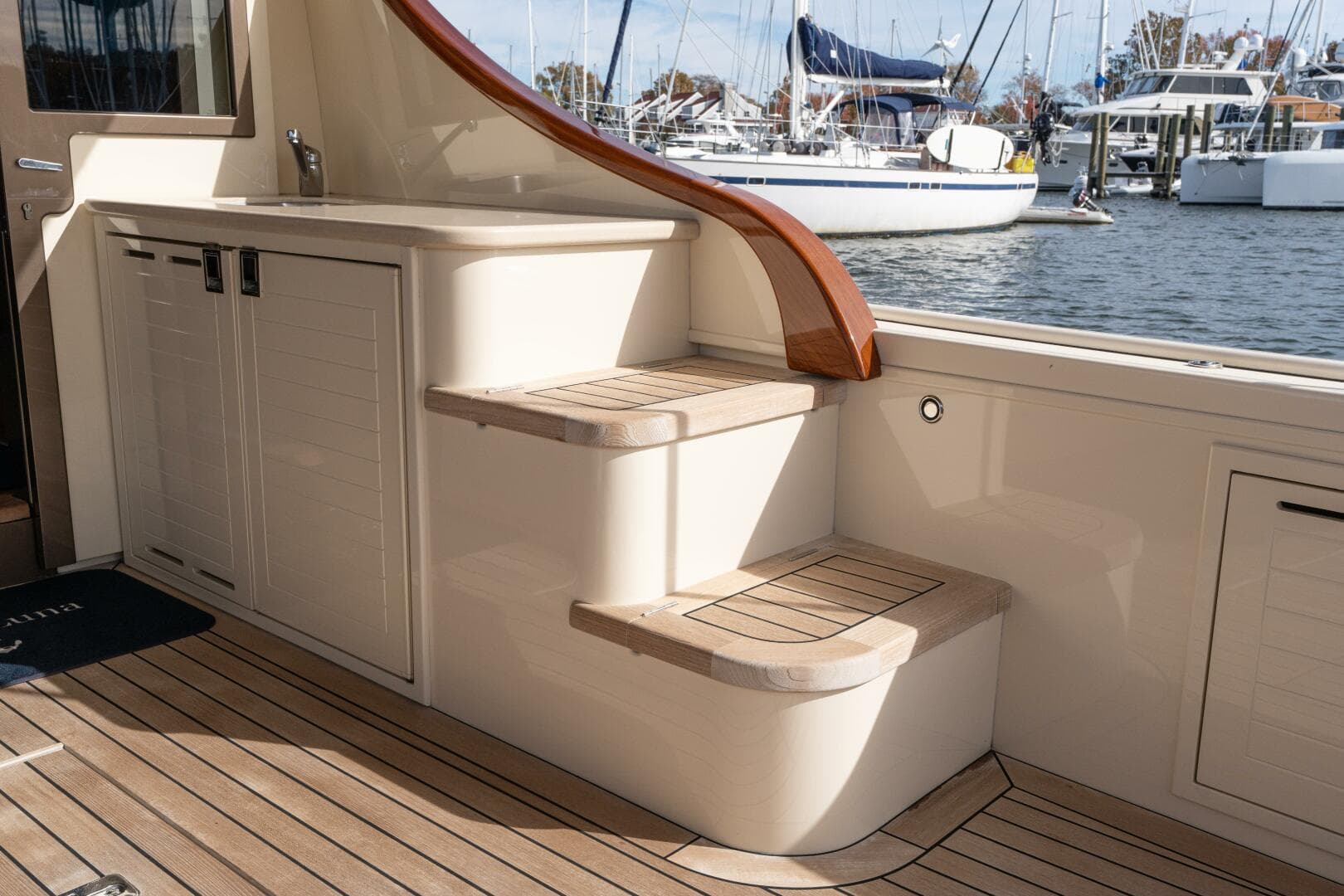 2016 Palm Beach Motor Yachts PB50