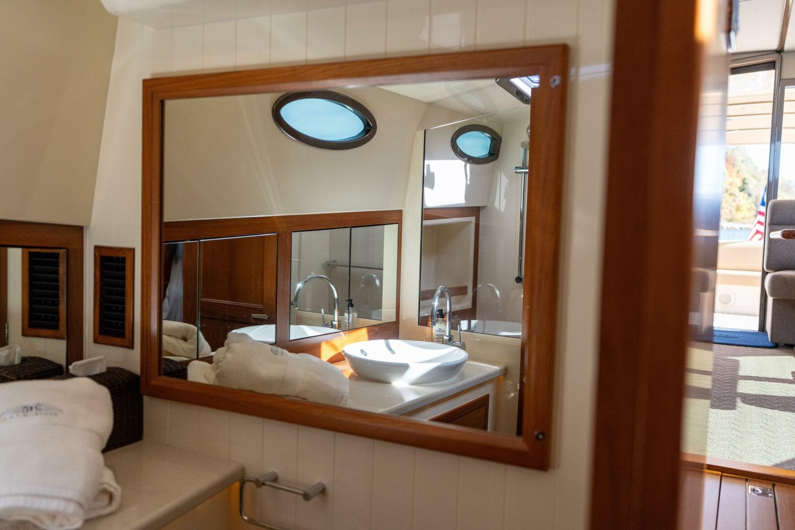 2016 Palm Beach Motor Yachts PB50