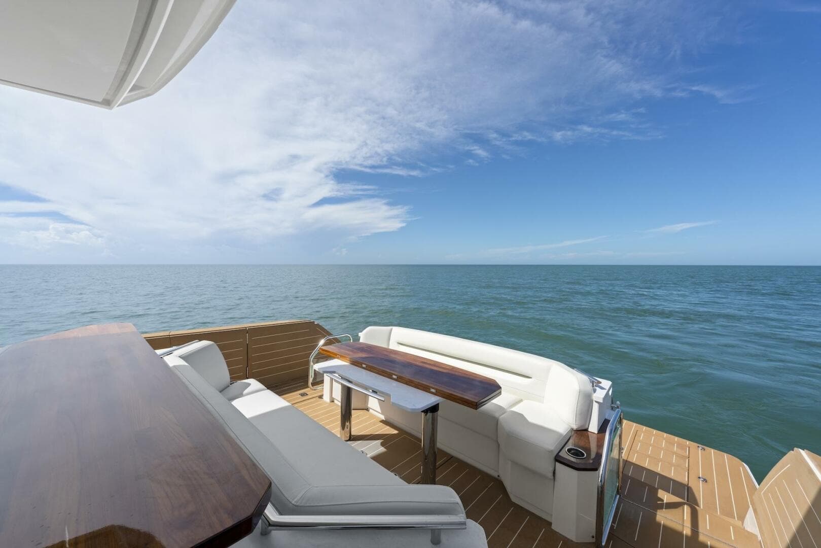 2023 Tiara Yachts EX 60