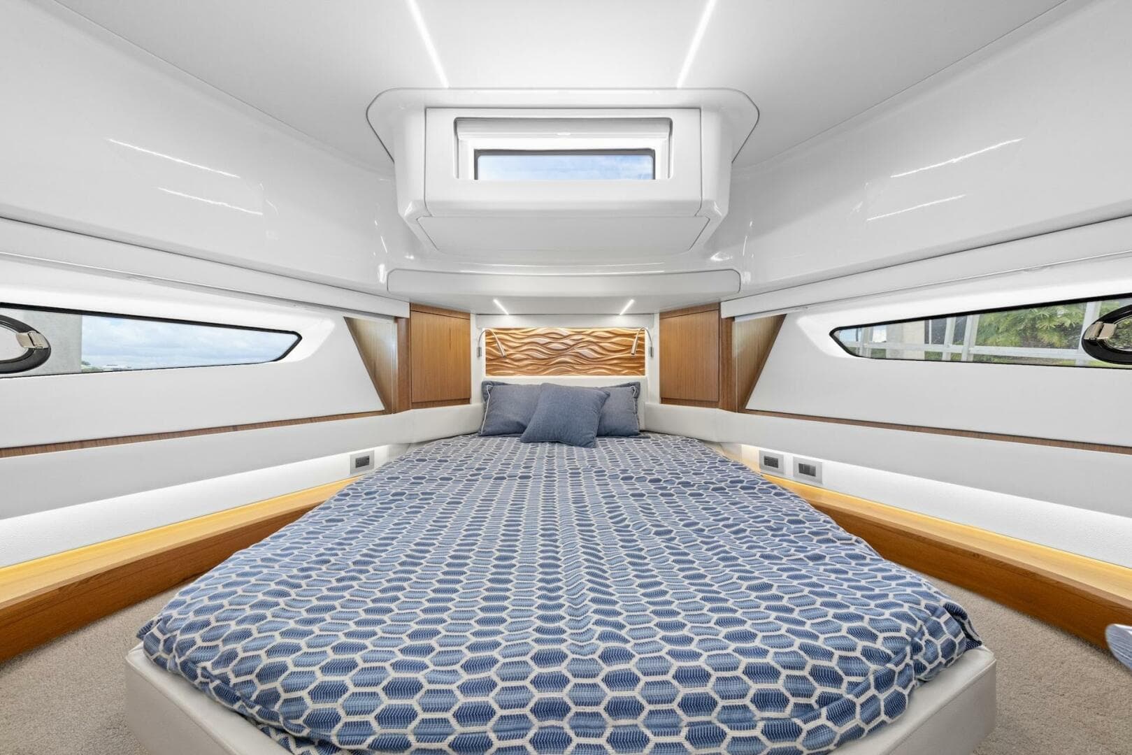 2023 Tiara Yachts EX 60