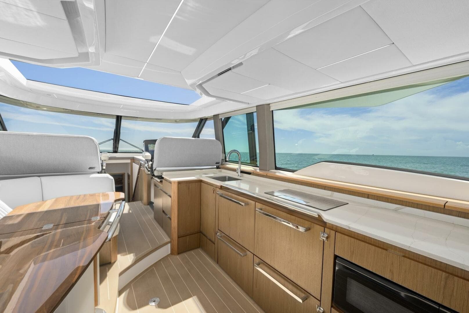 2023 Tiara Yachts EX 60 TRANQUIL MOMENTS II