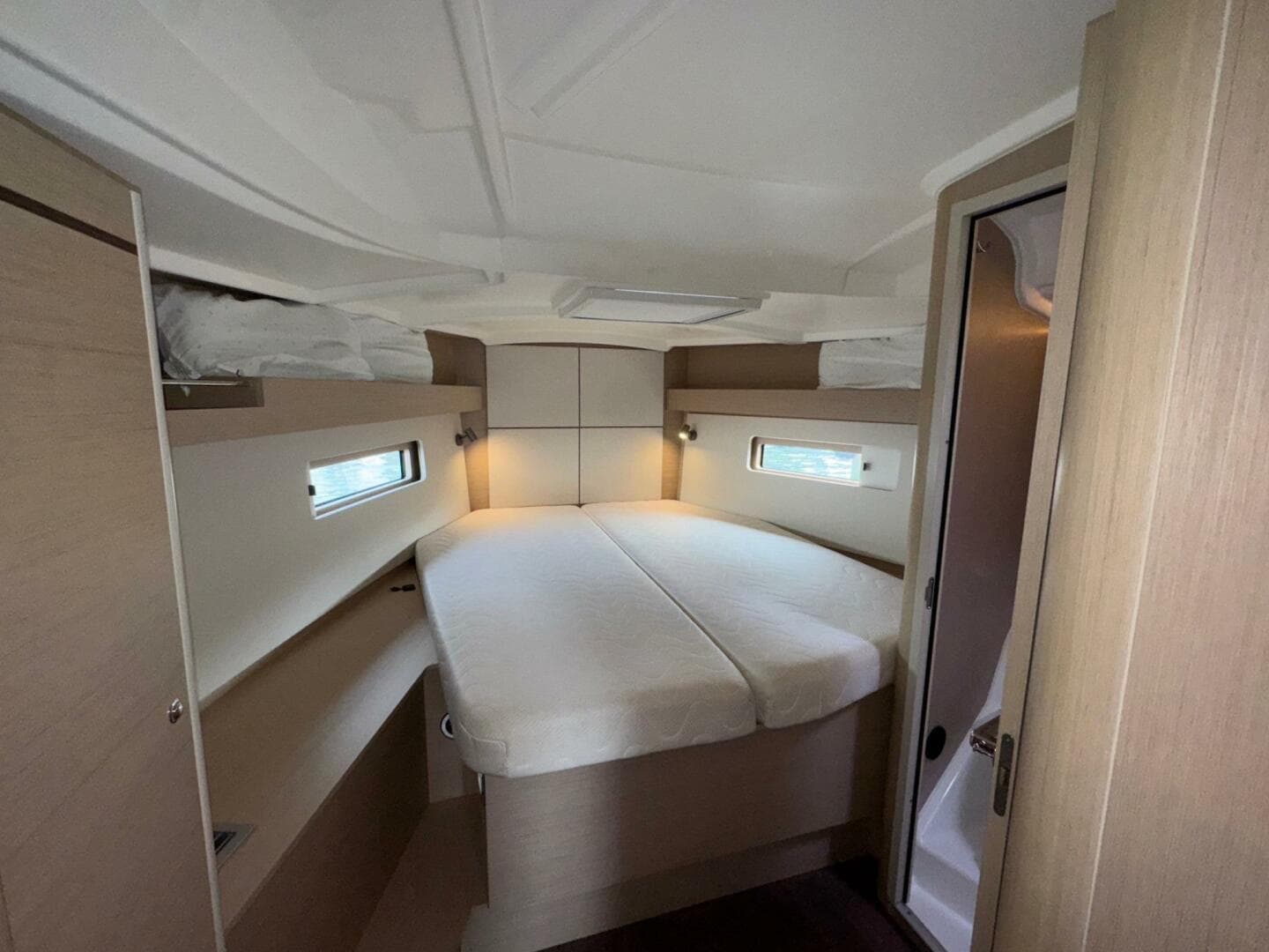 2022 Beneteau Oceanis 40.1