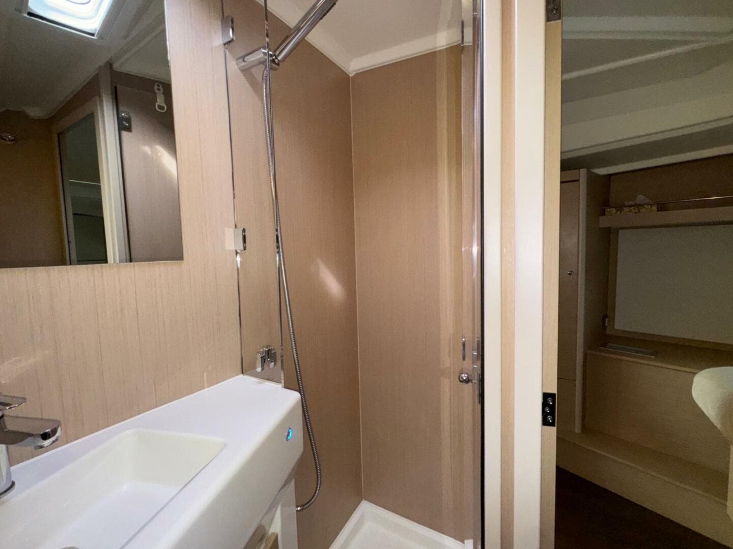 2022 Beneteau Oceanis 40.1