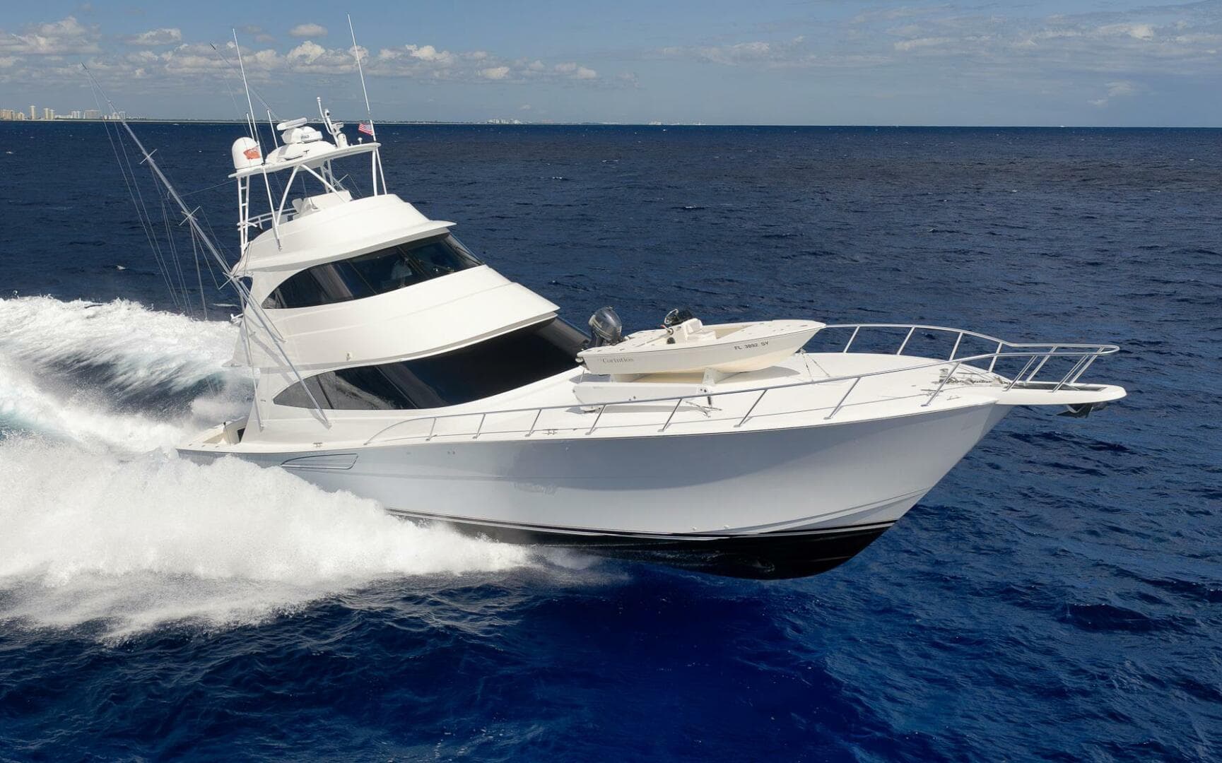 Viking 72 - Corintios - Exterior Profile