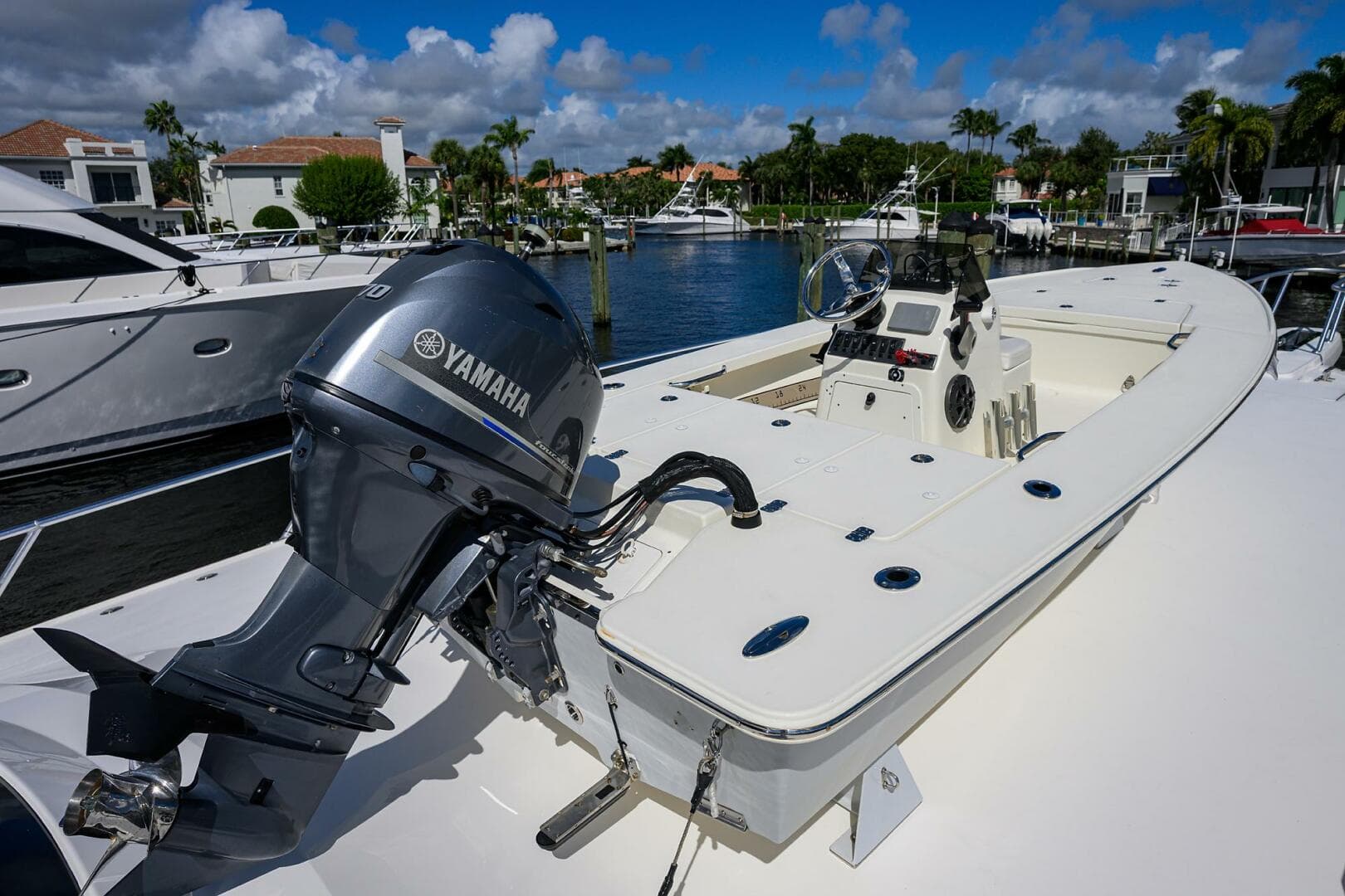 Viking 72 - Corintios - Exterior Bow