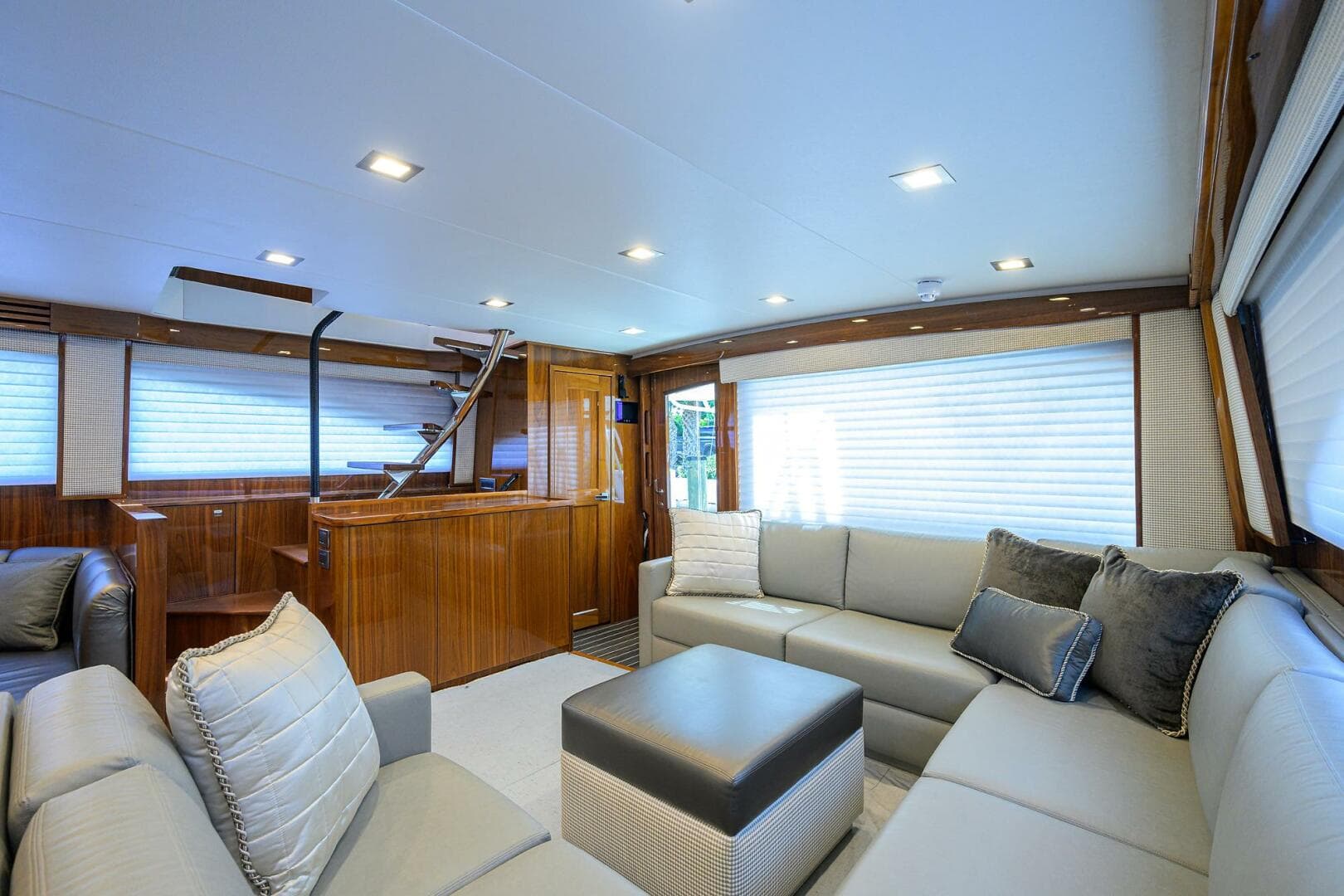 Viking 72 - Corintios - Interior Salon