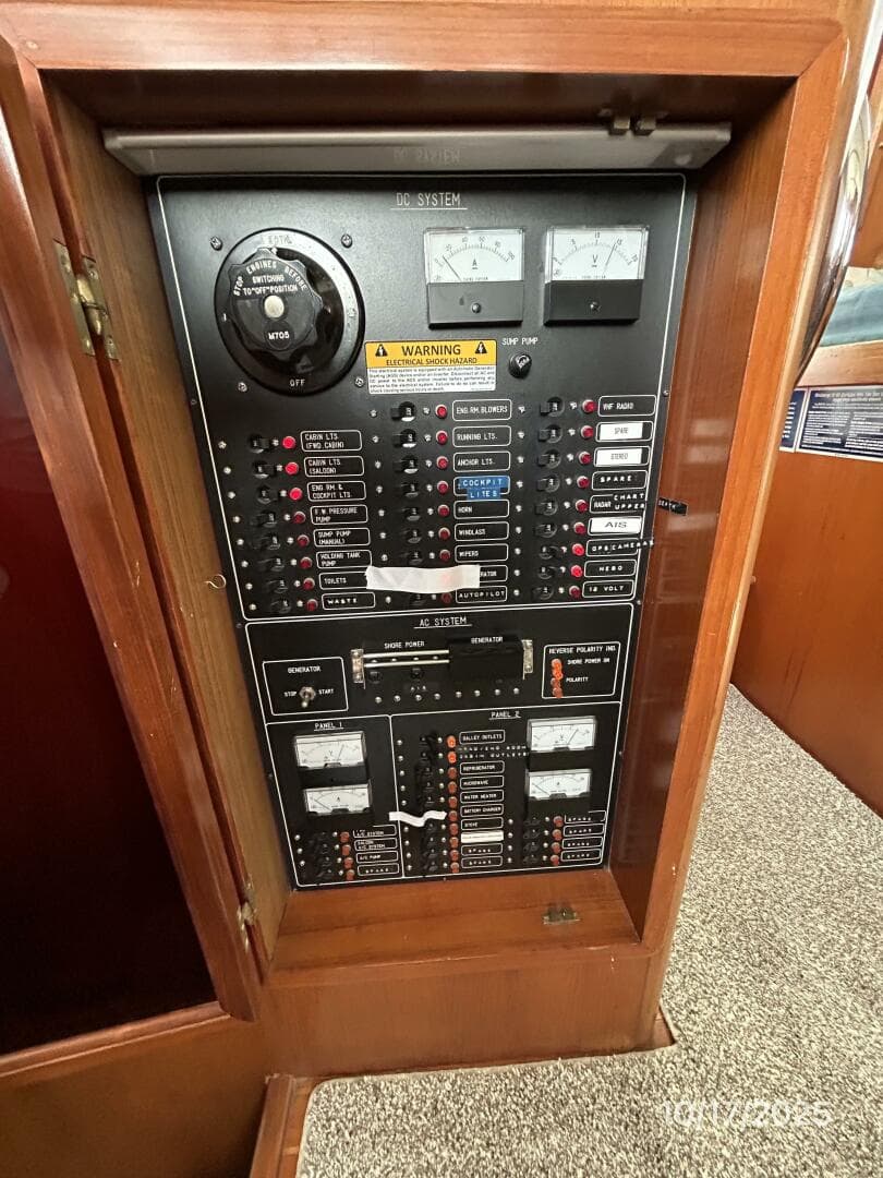 40' Kha Shing electrical panel