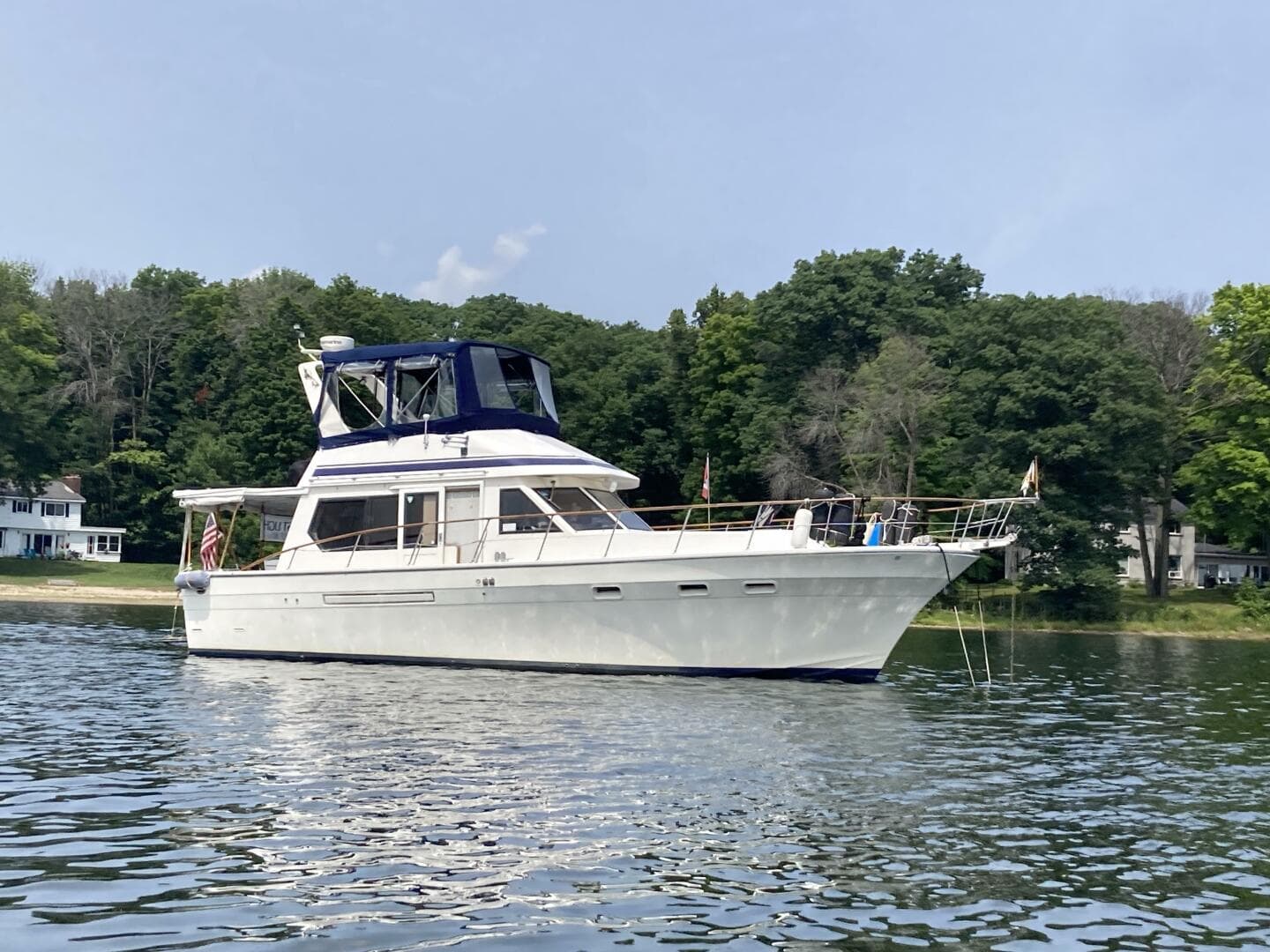 40' Khas Shing starboard profile2