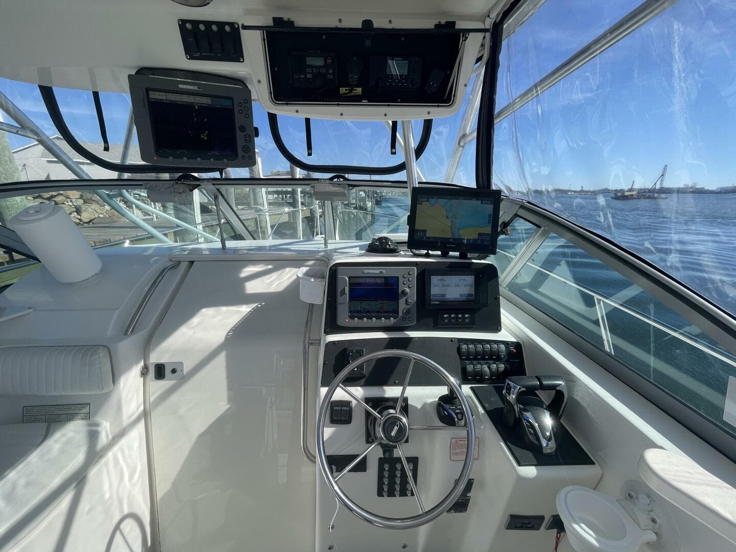 2001 Boston Whaler 285 Conquest