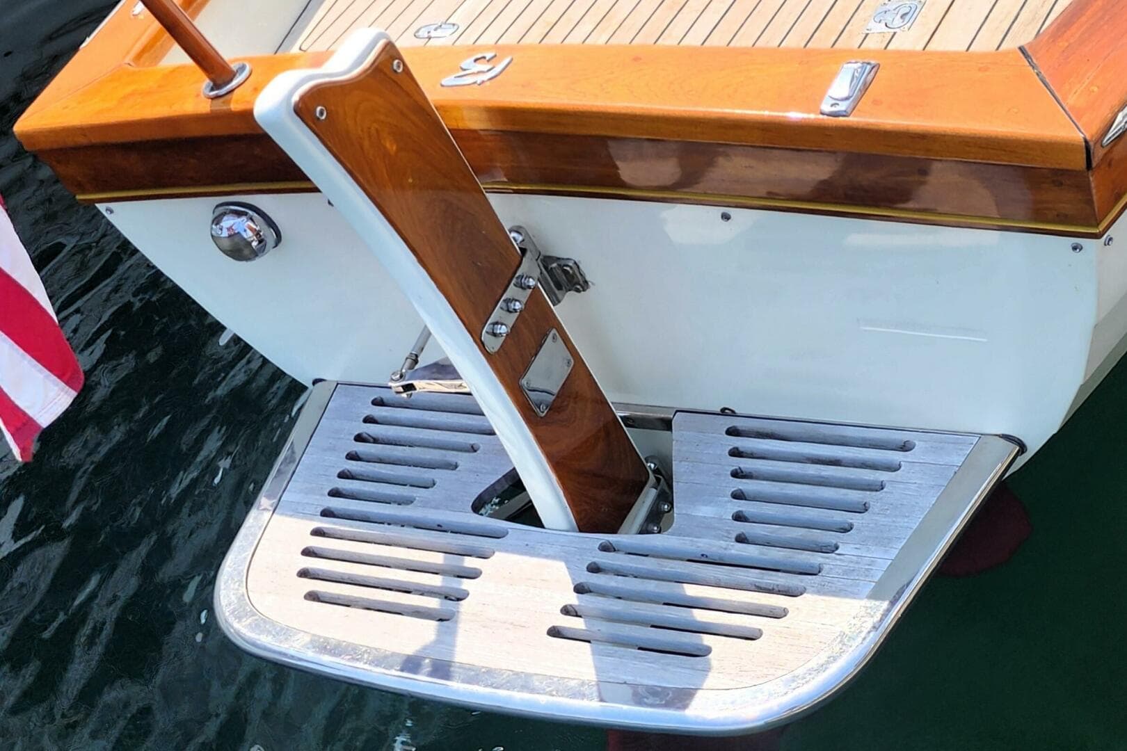 2007 Custom Flanders Bay 27