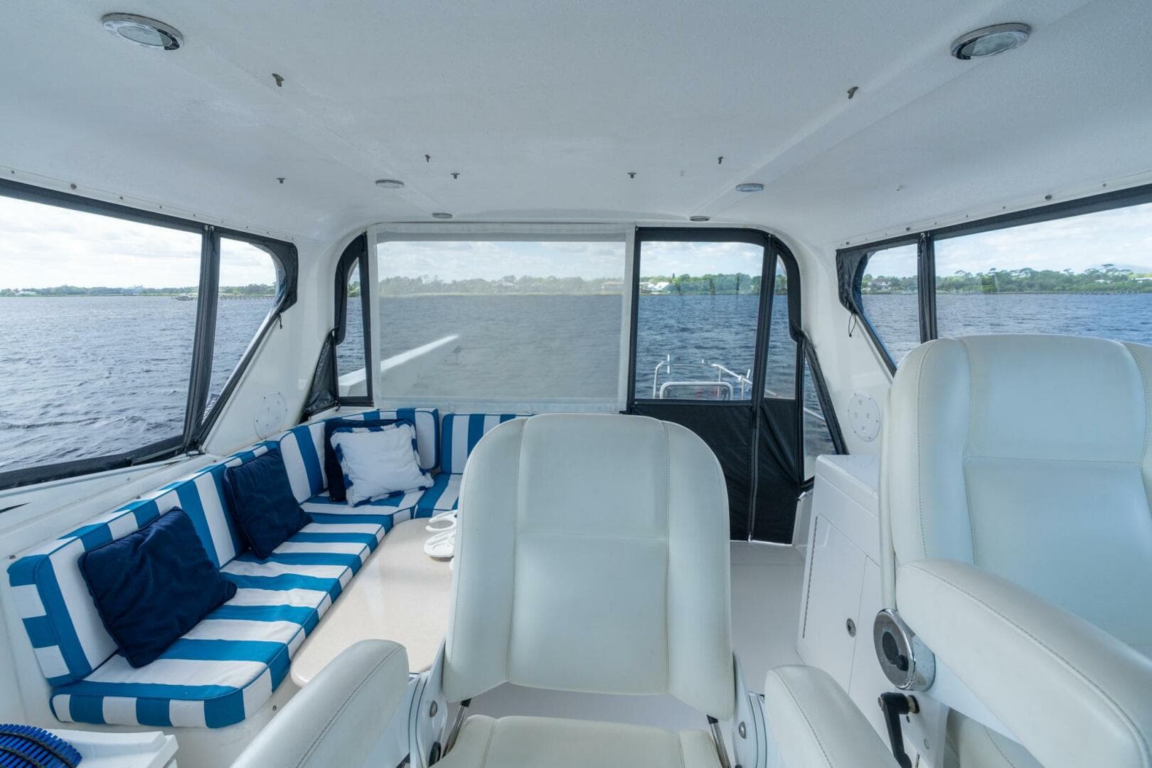 2009 Pacific Mariner 65 Motor Yacht