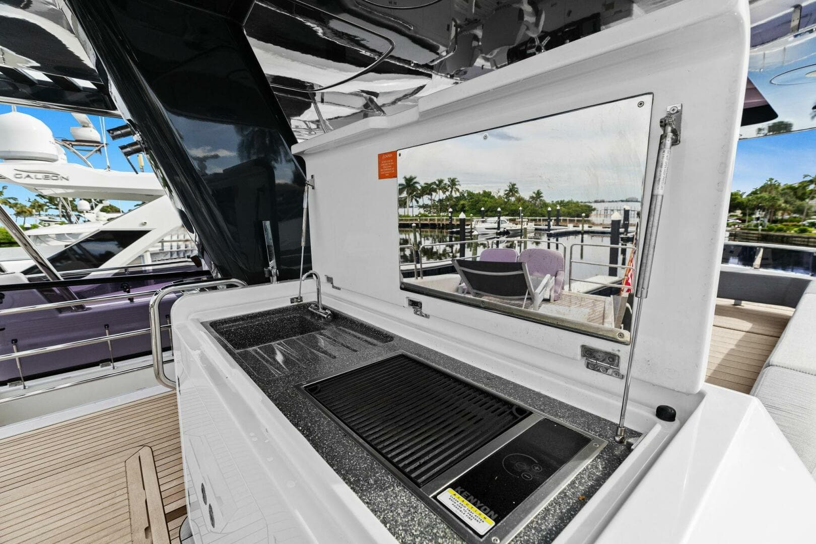 2021 Sirena 64- DESTIN-E- Flybridge