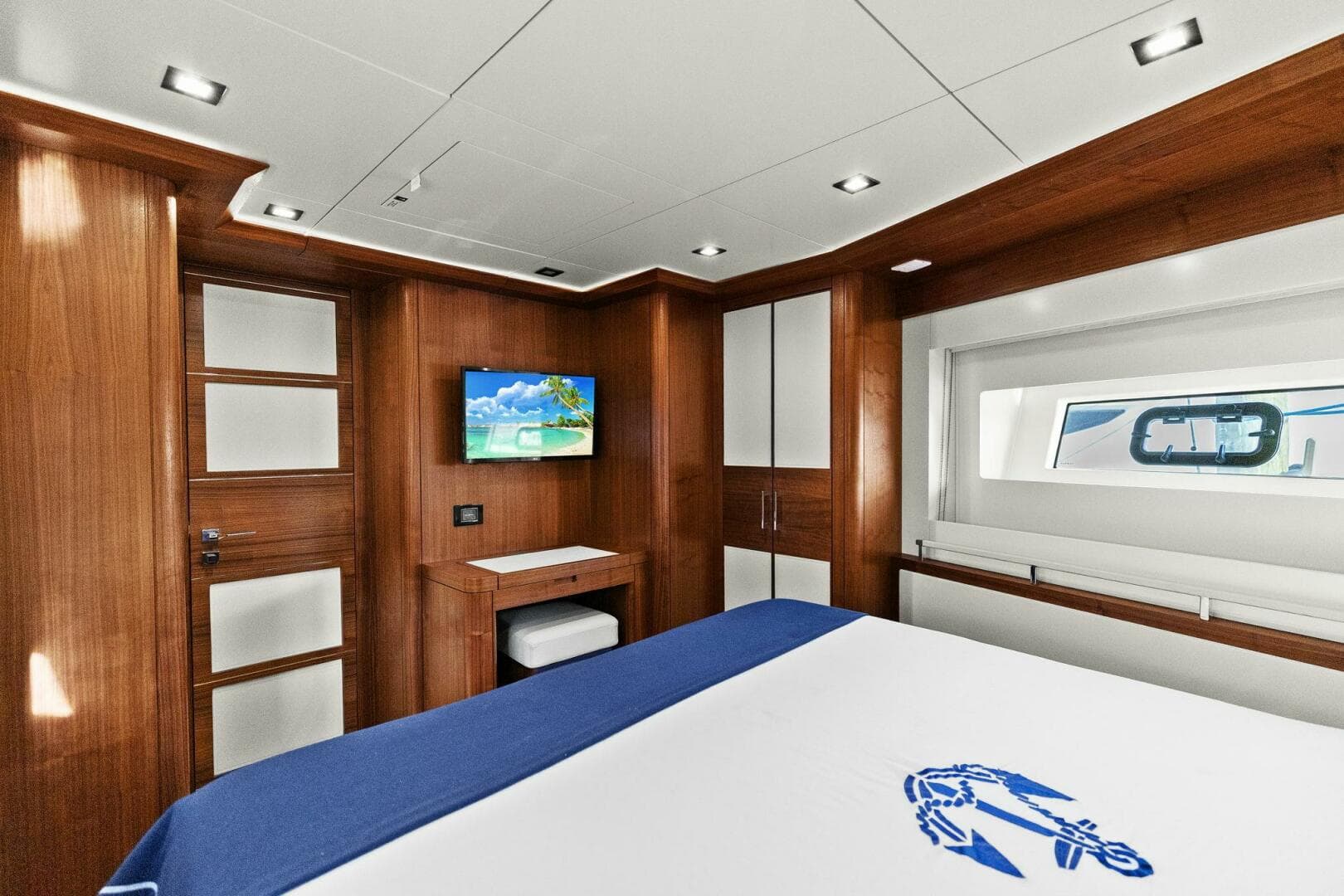 2021 Sirena 64- DESTIN-E- VIP Stateroom 