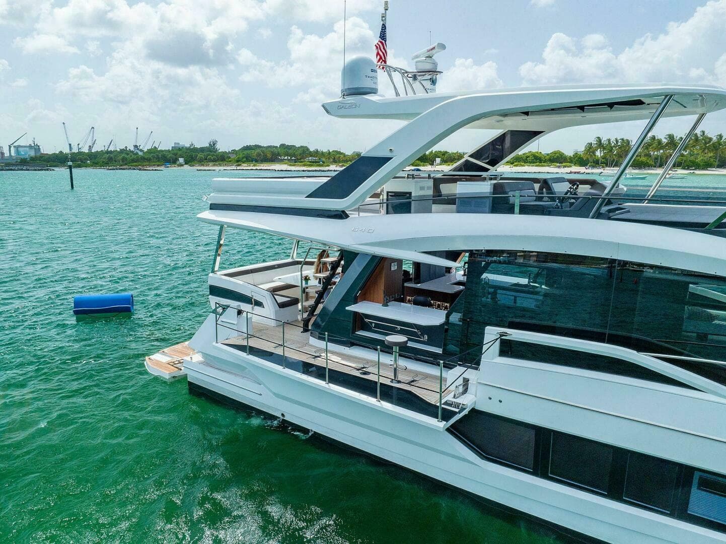 2019 Galeon 640 FLY