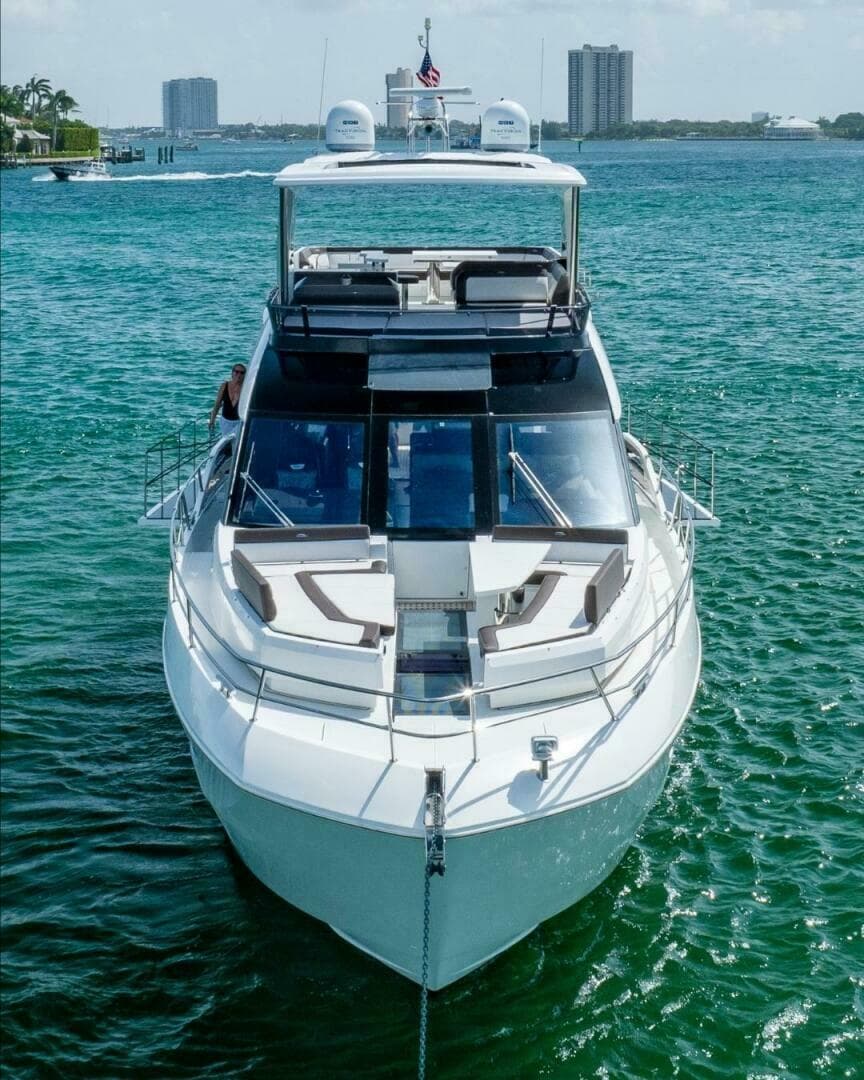 2019 Galeon 640 FLY