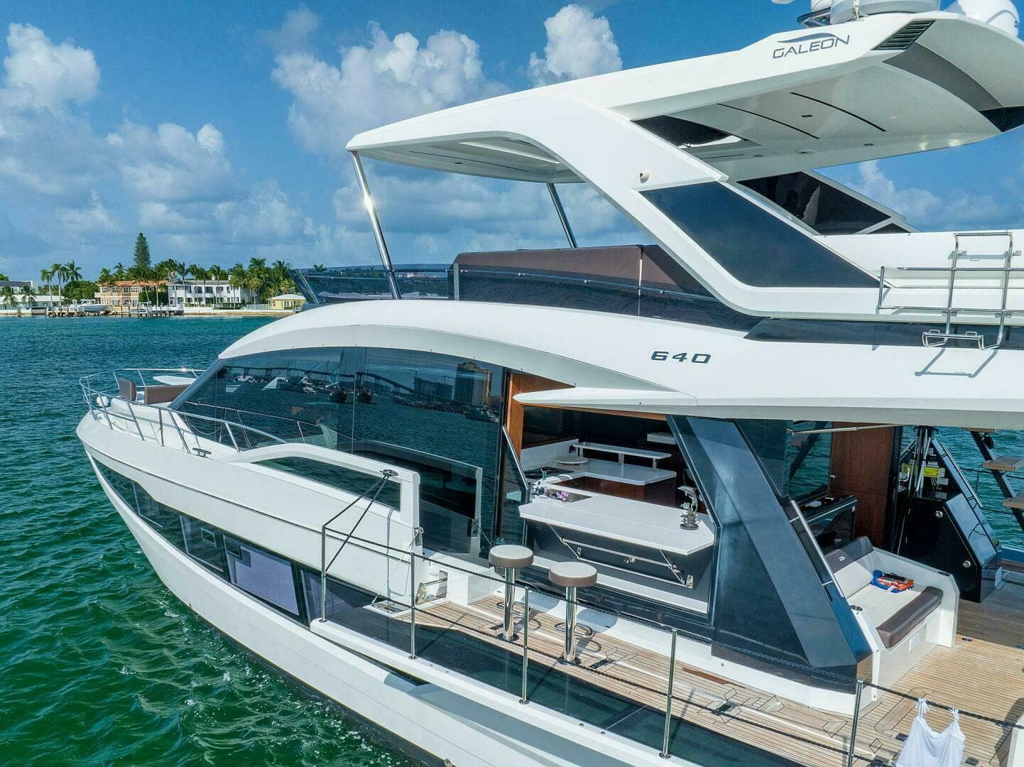 2019 Galeon 640 FLY