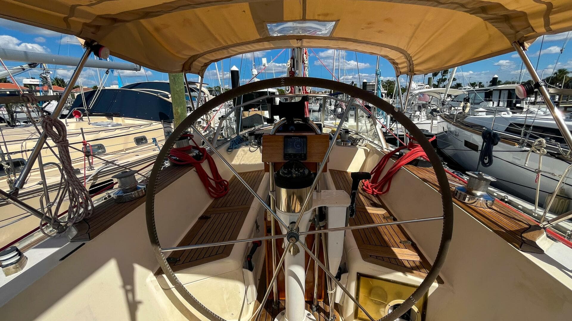 1991 Oyster Lightwave 48