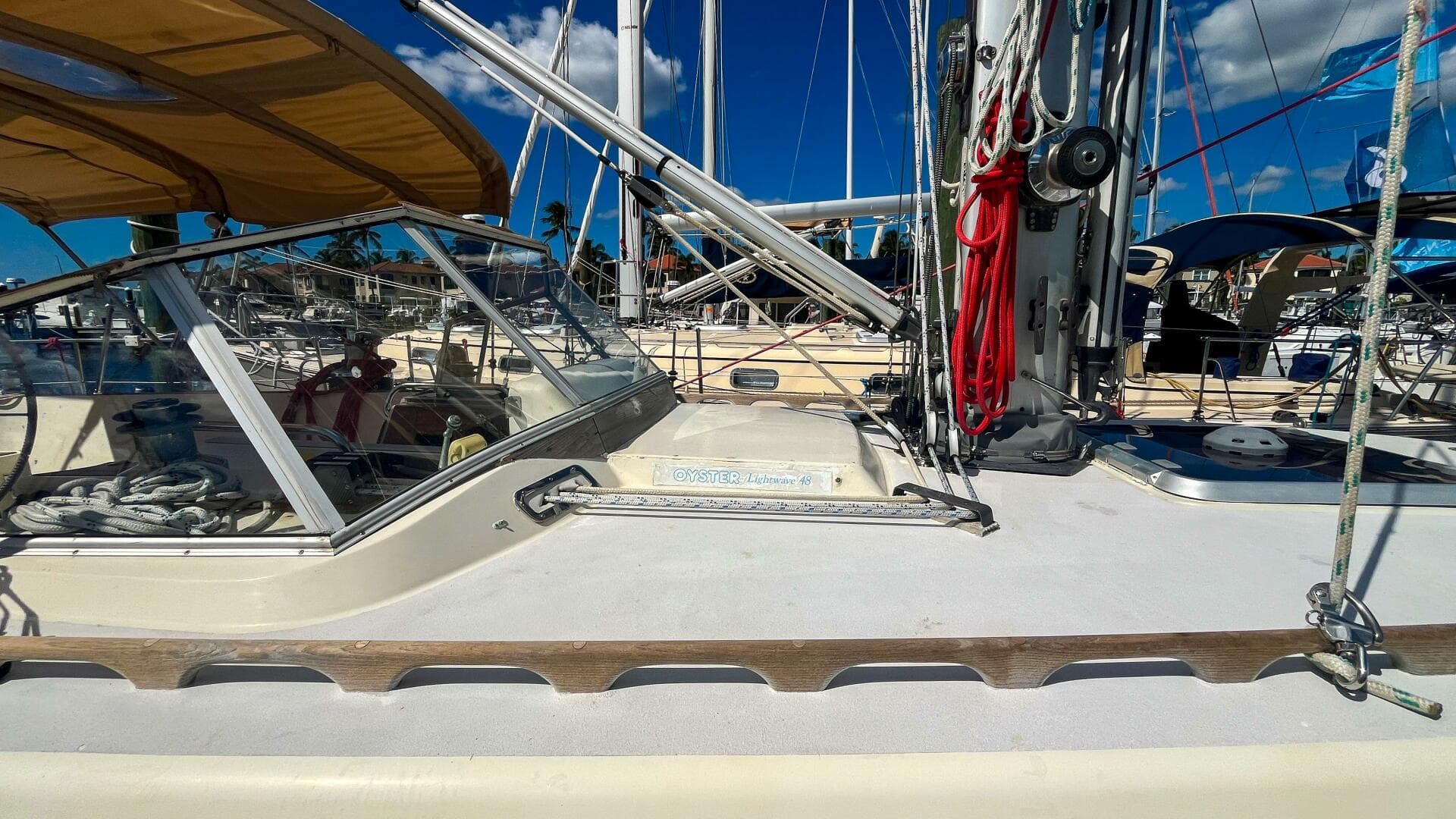 1991 Oyster Lightwave 48