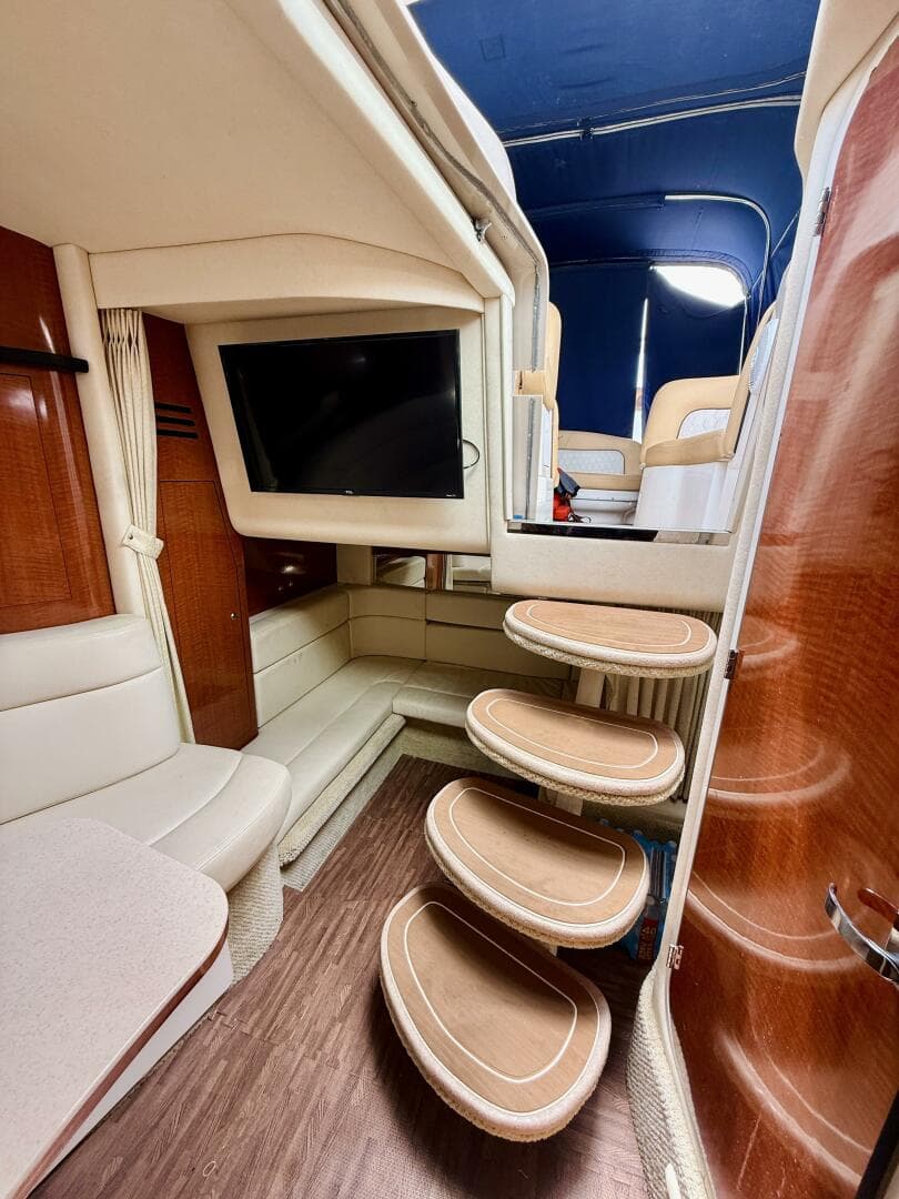 2004 Sea Ray 320 Sundancer