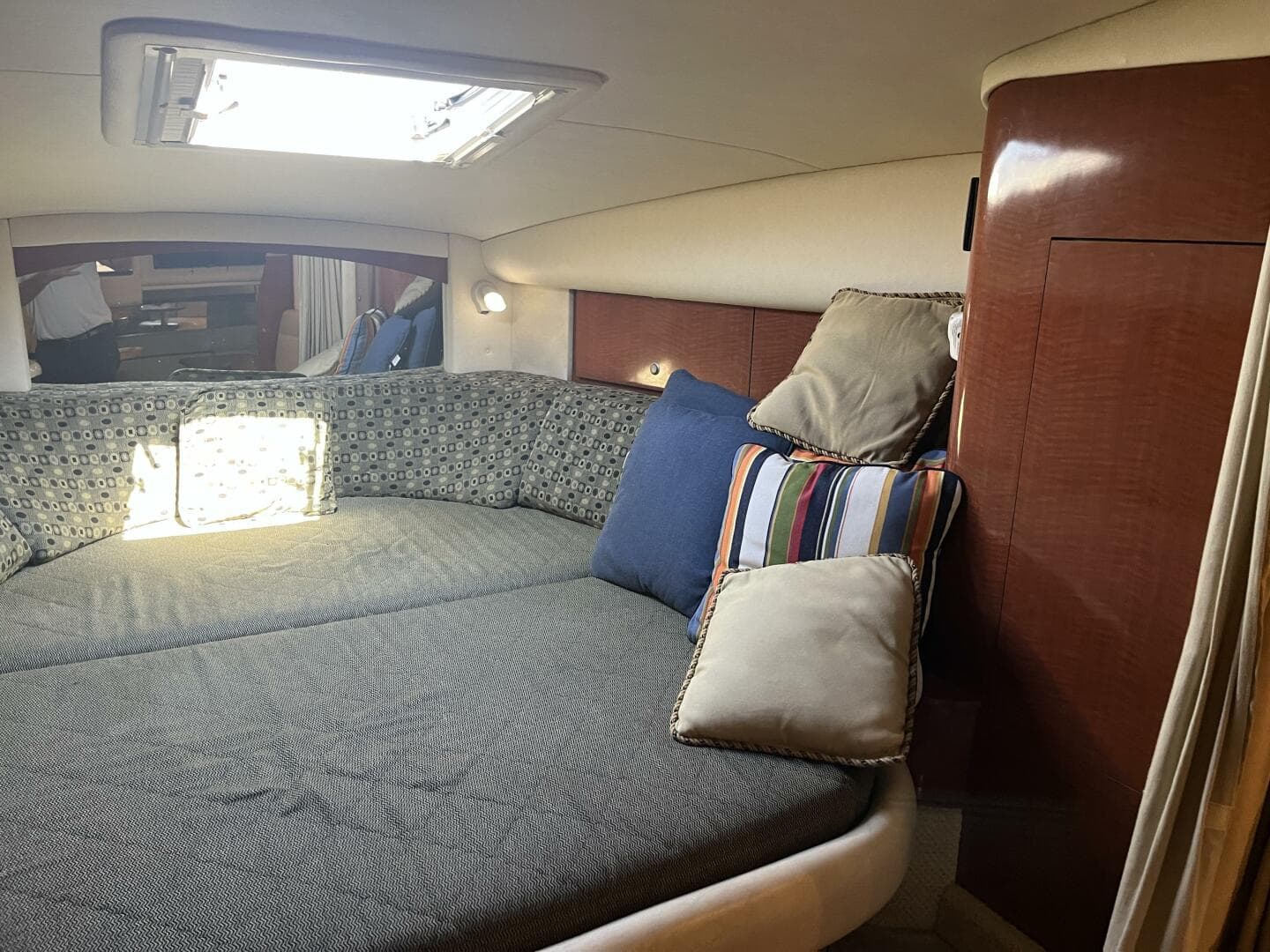 2005 Sea Ray 320 Sundancer