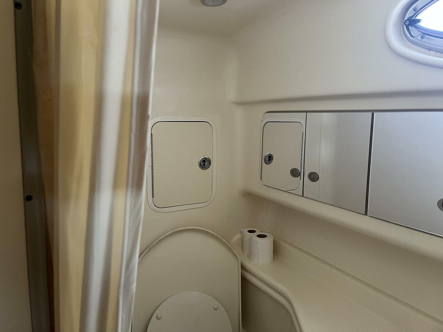 2005 Sea Ray 320 Sundancer