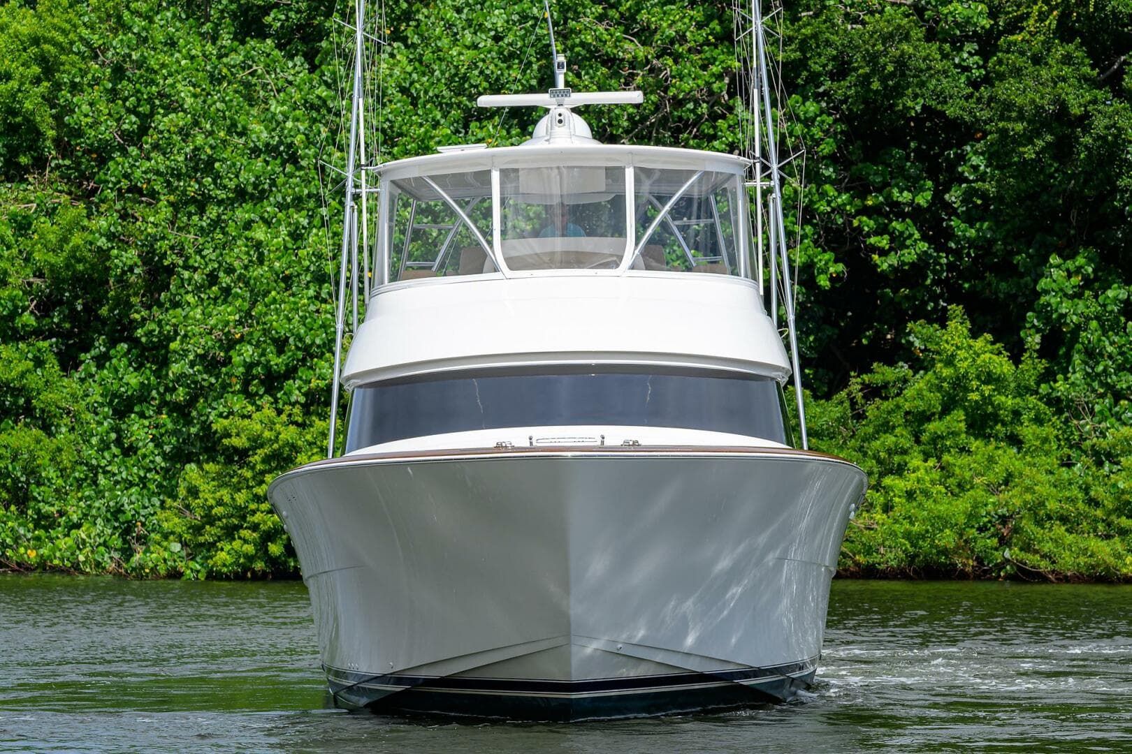 2023 Viking 64 Convertible - Bow Profile