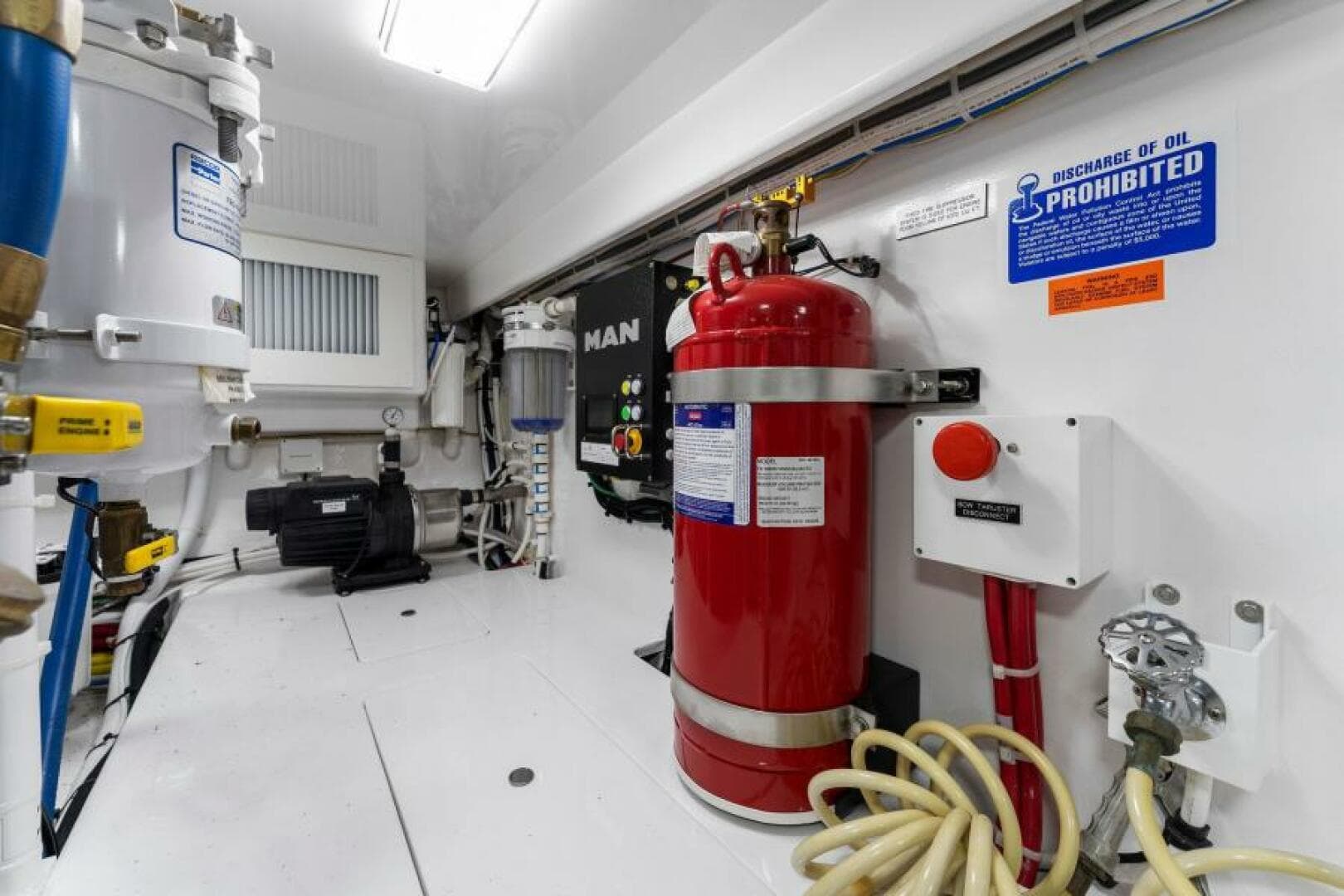 2021 Viking 54 Convertible HAMMERHEADS Engine Room