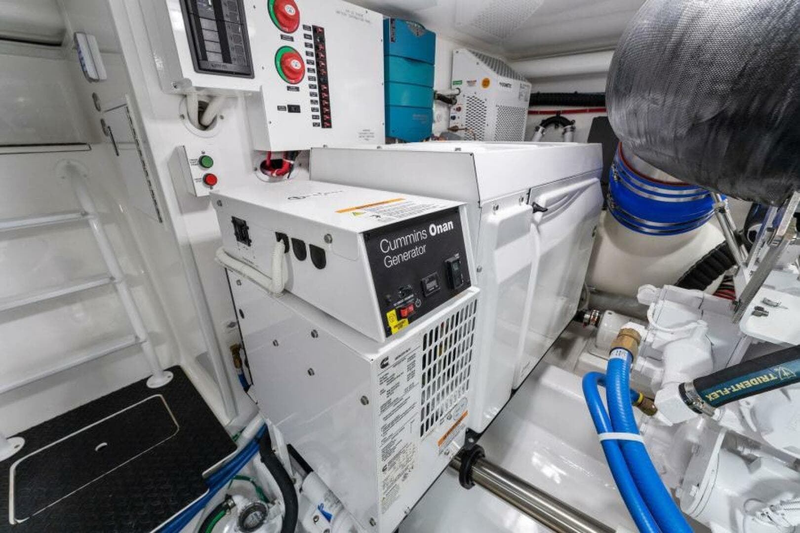 2021 Viking 54 Convertible HAMMERHEADS Engine Room