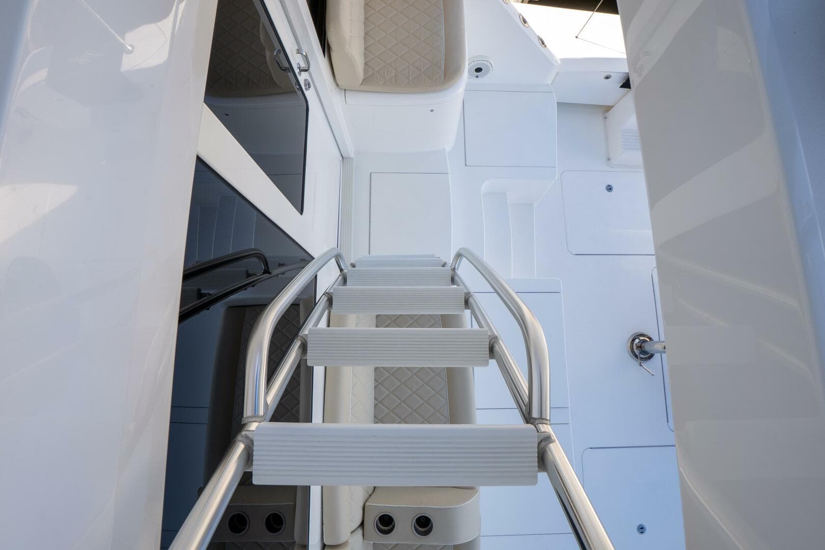 2021 72 Viking EB Our Trade Cockpit (3)