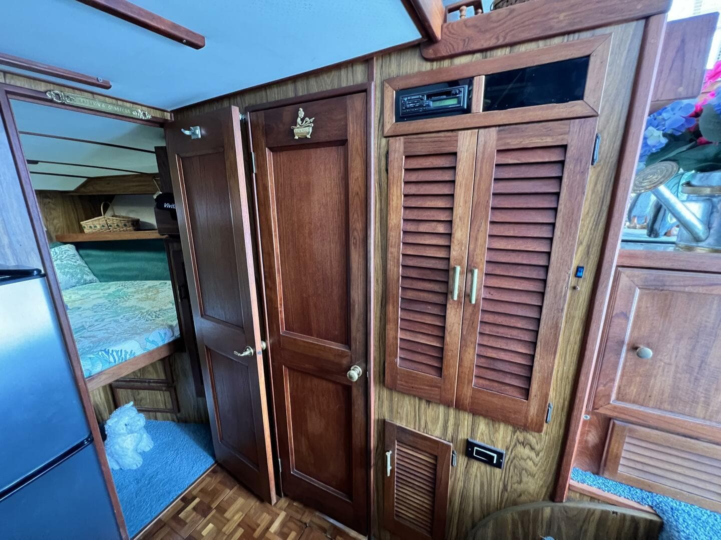 1979 Viking 35 Convertible