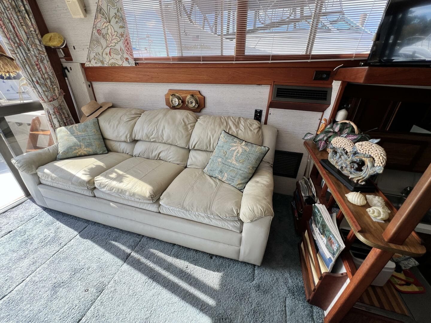 1979 Viking 35 Convertible