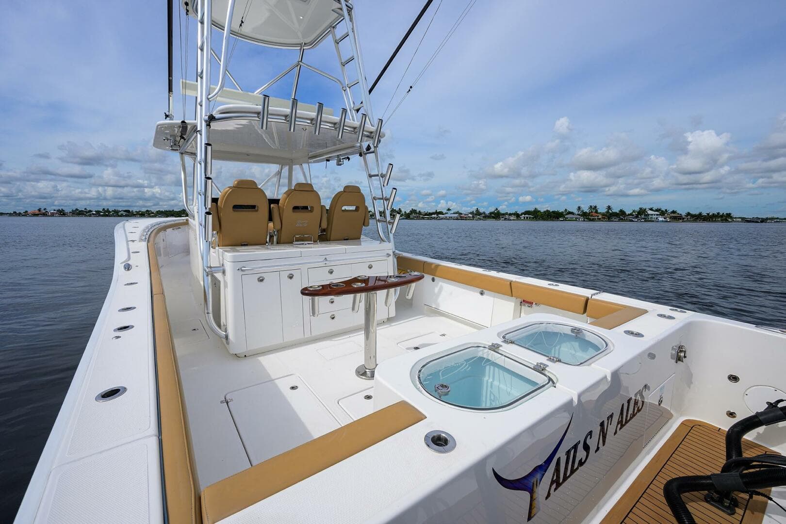 2018 Buddy Davis 42 Center Console - Cockpit