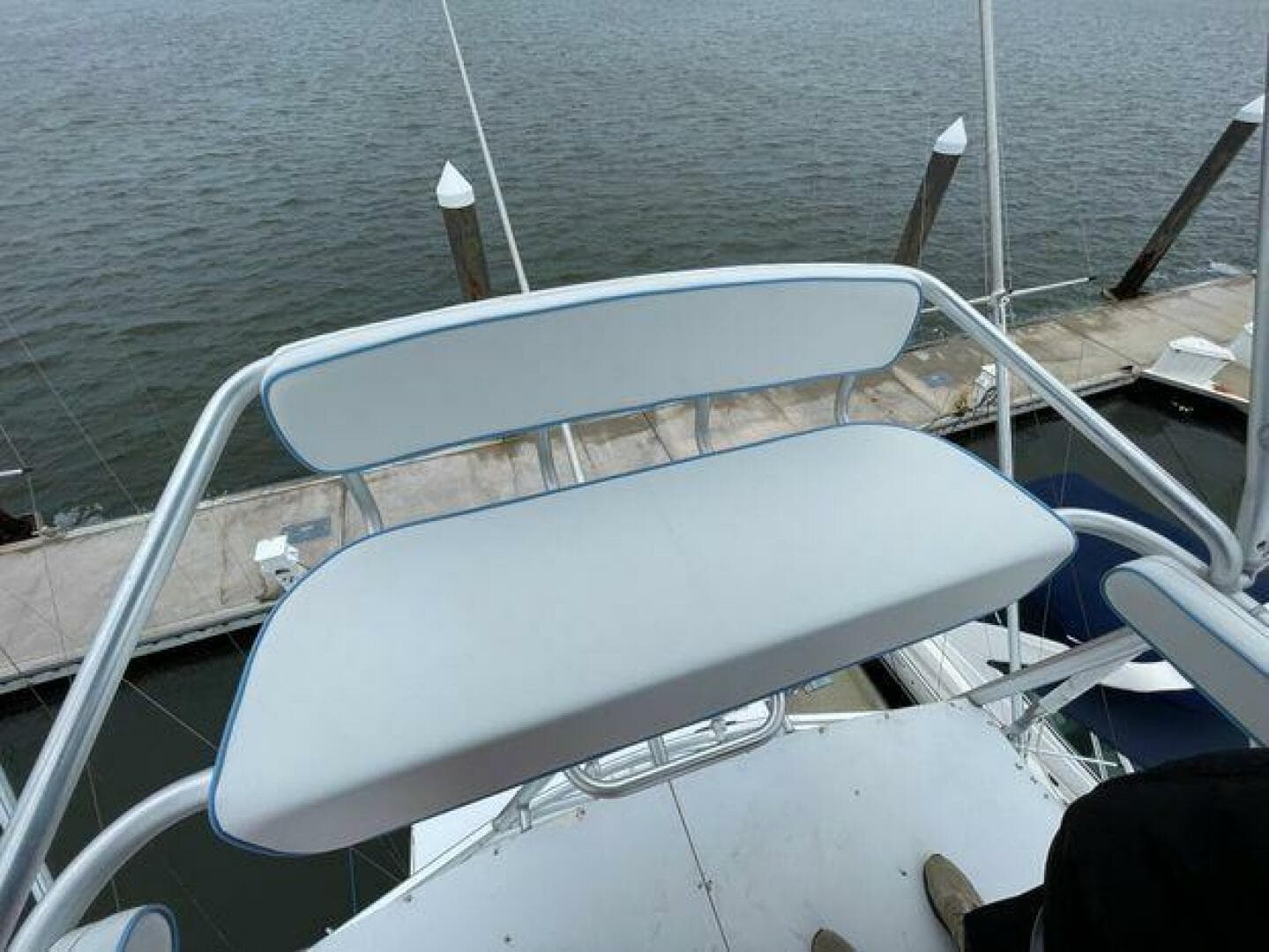 1990 Hatteras 45 Convertible