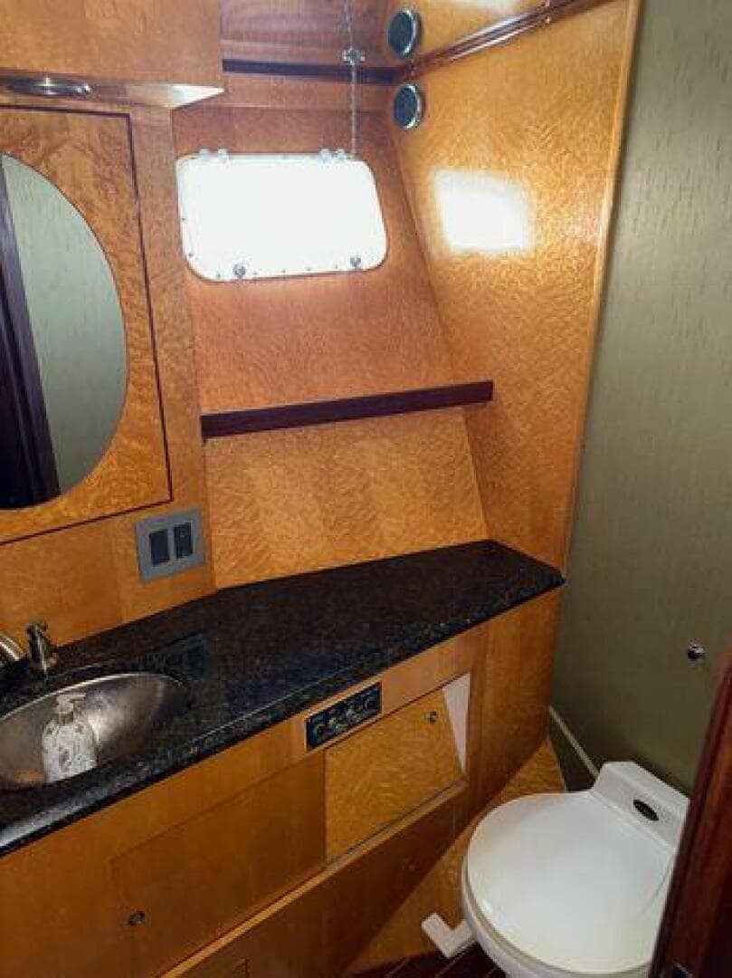 1990 Hatteras 45 Convertible