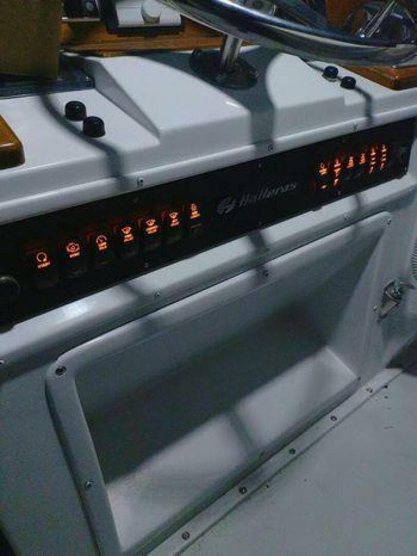 1990 Hatteras 45 Convertible