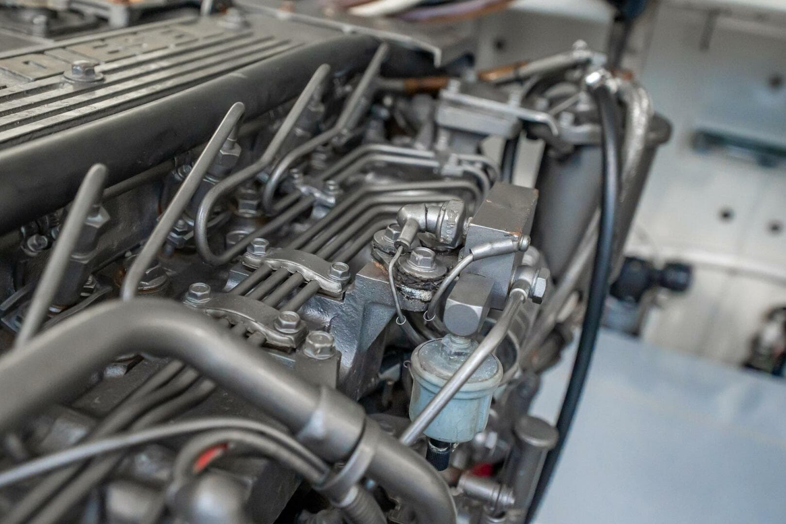 2003 Gamefisherman 34 Express