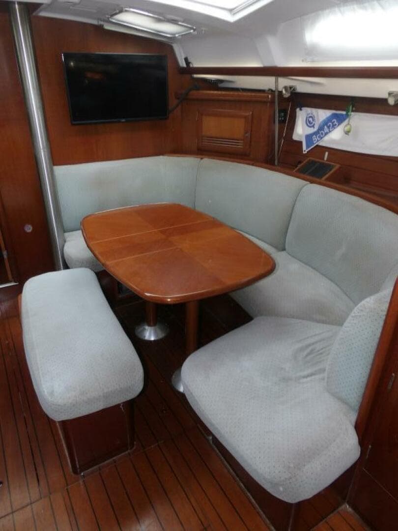 2004 Beneteau 423