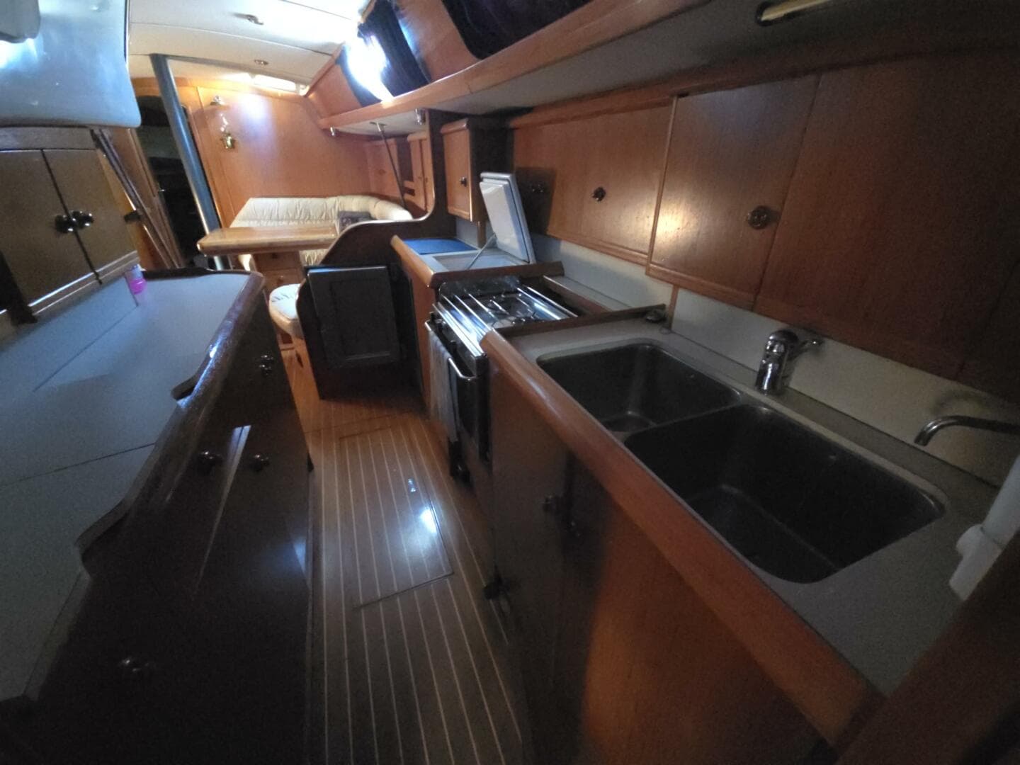 1998 Jeanneau Sun Odyssey 42 Atlantic Cruiser