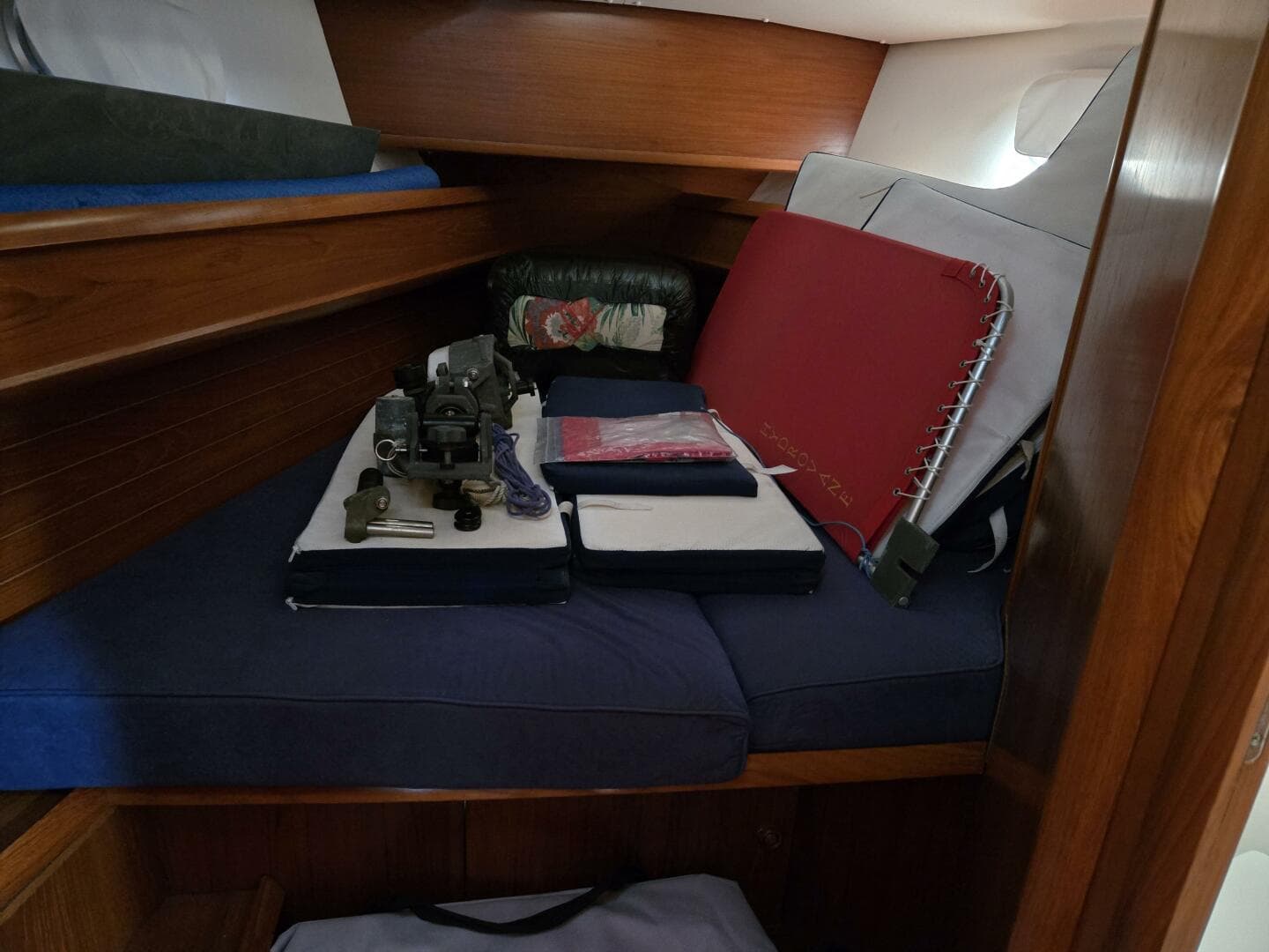 1998 Jeanneau Sun Odyssey 42 Atlantic Cruiser