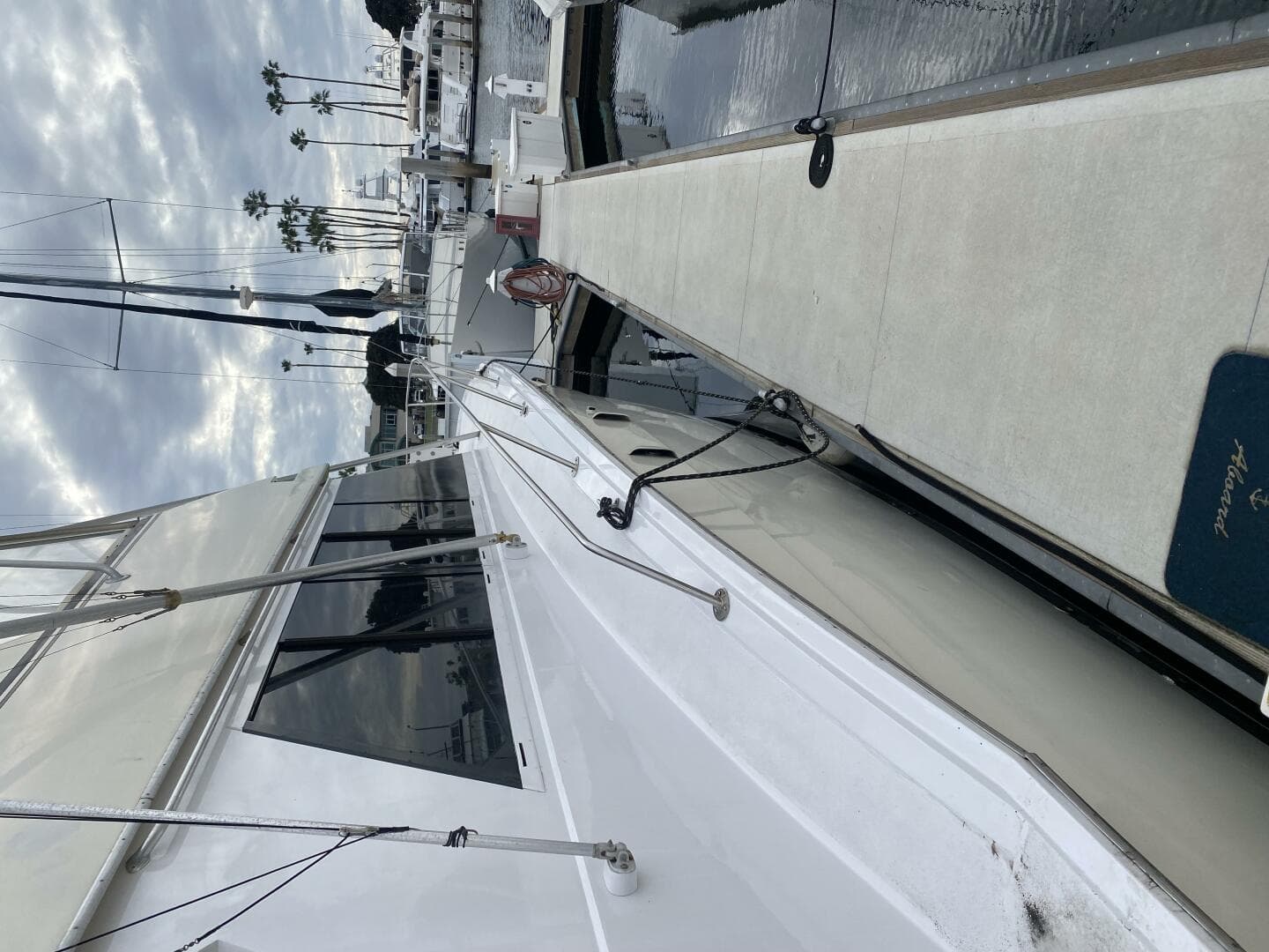 1986 Hatteras SF 52