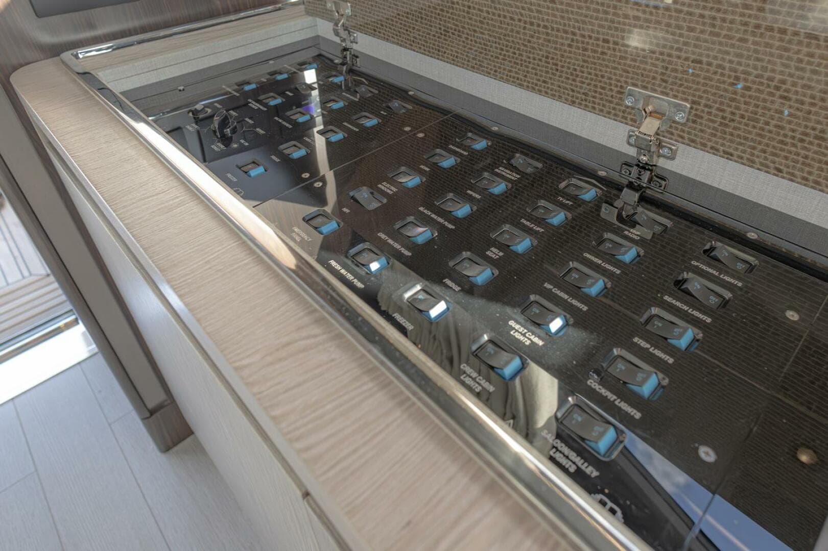 2023 Azimut S6 Sport-Fly