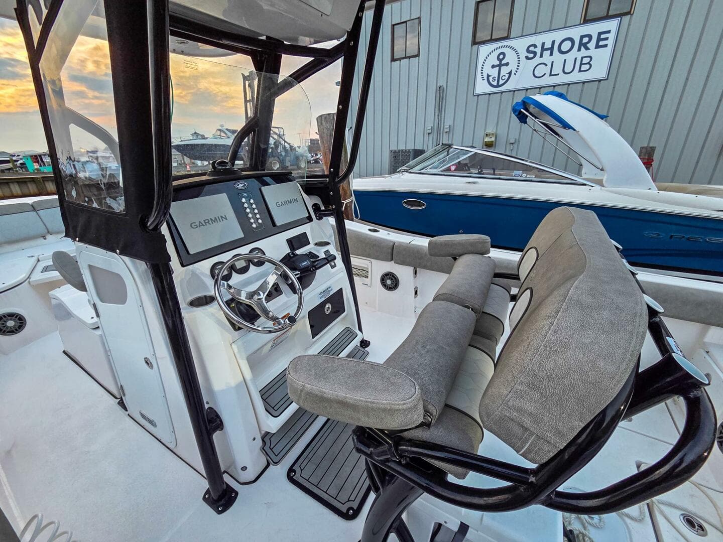 2023 Sea Fox 268 Commander