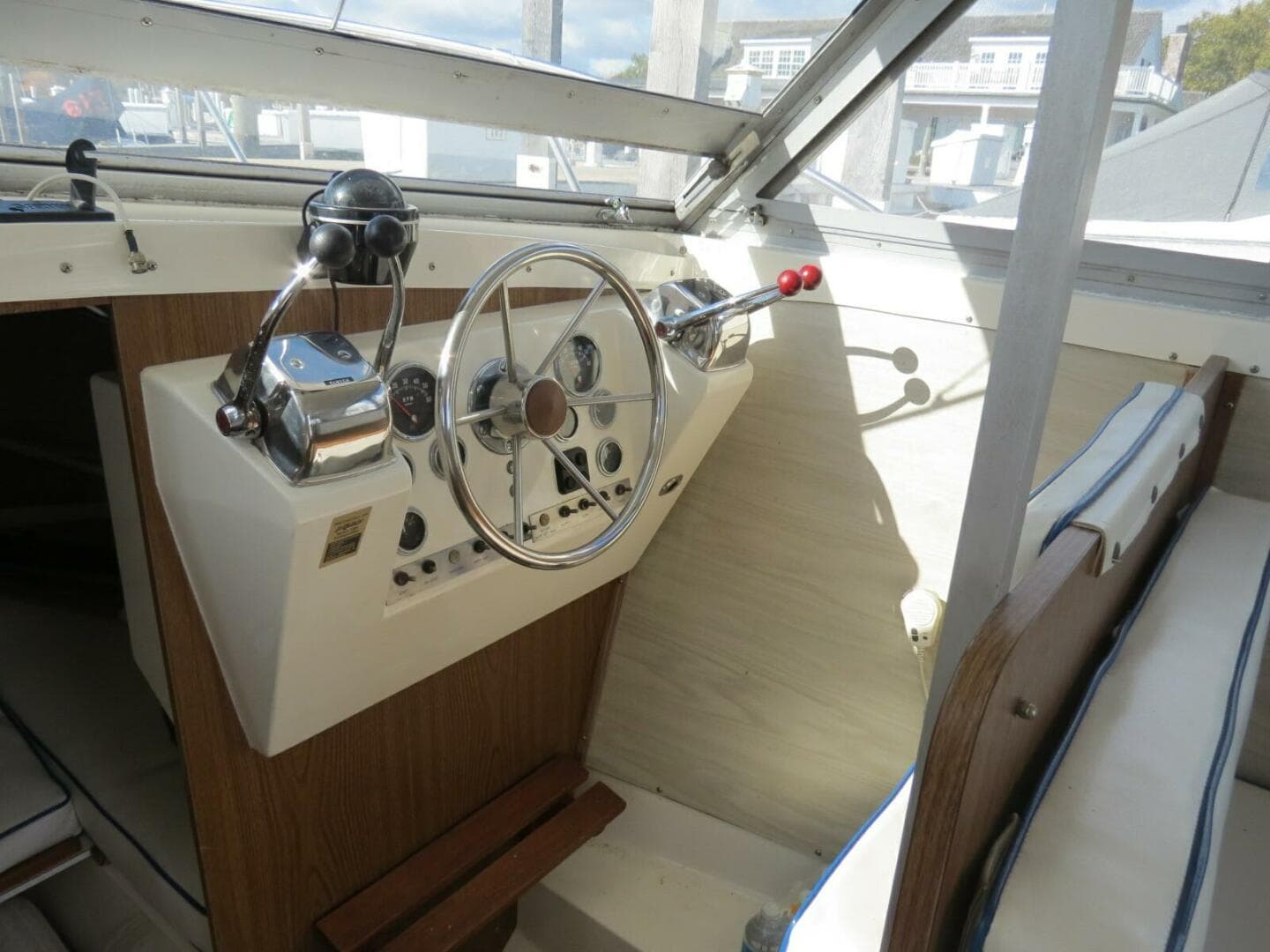 1978 Bertram 28 Flybridge Cruiser