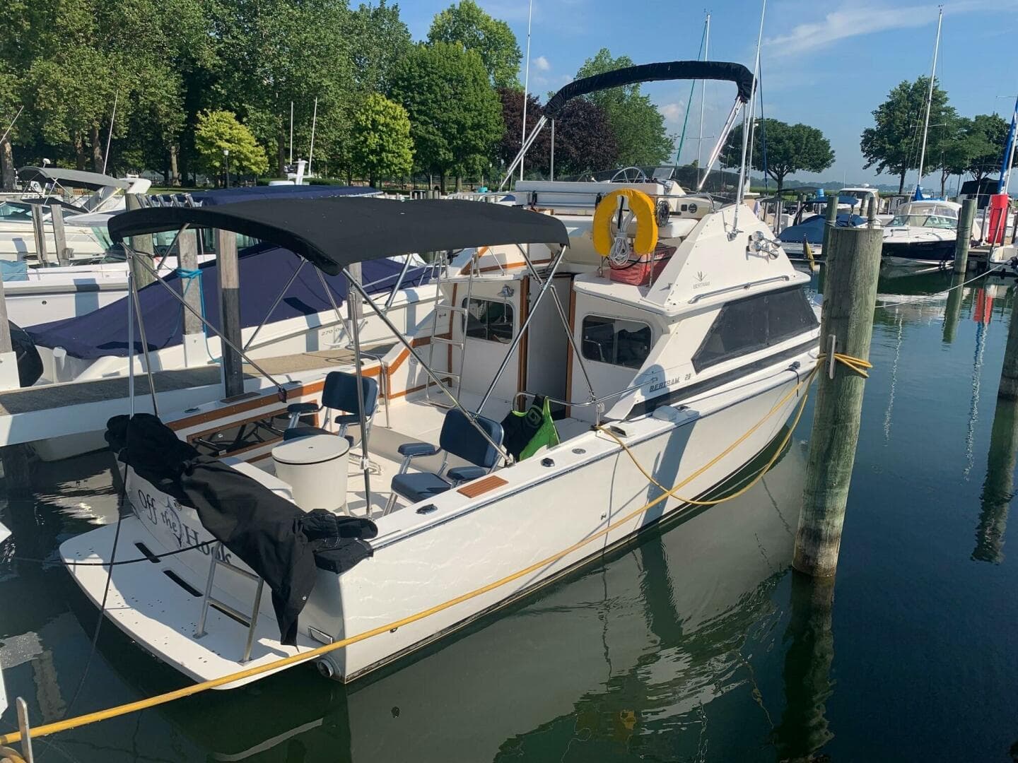 1978 Bertram 28 Flybridge Cruiser