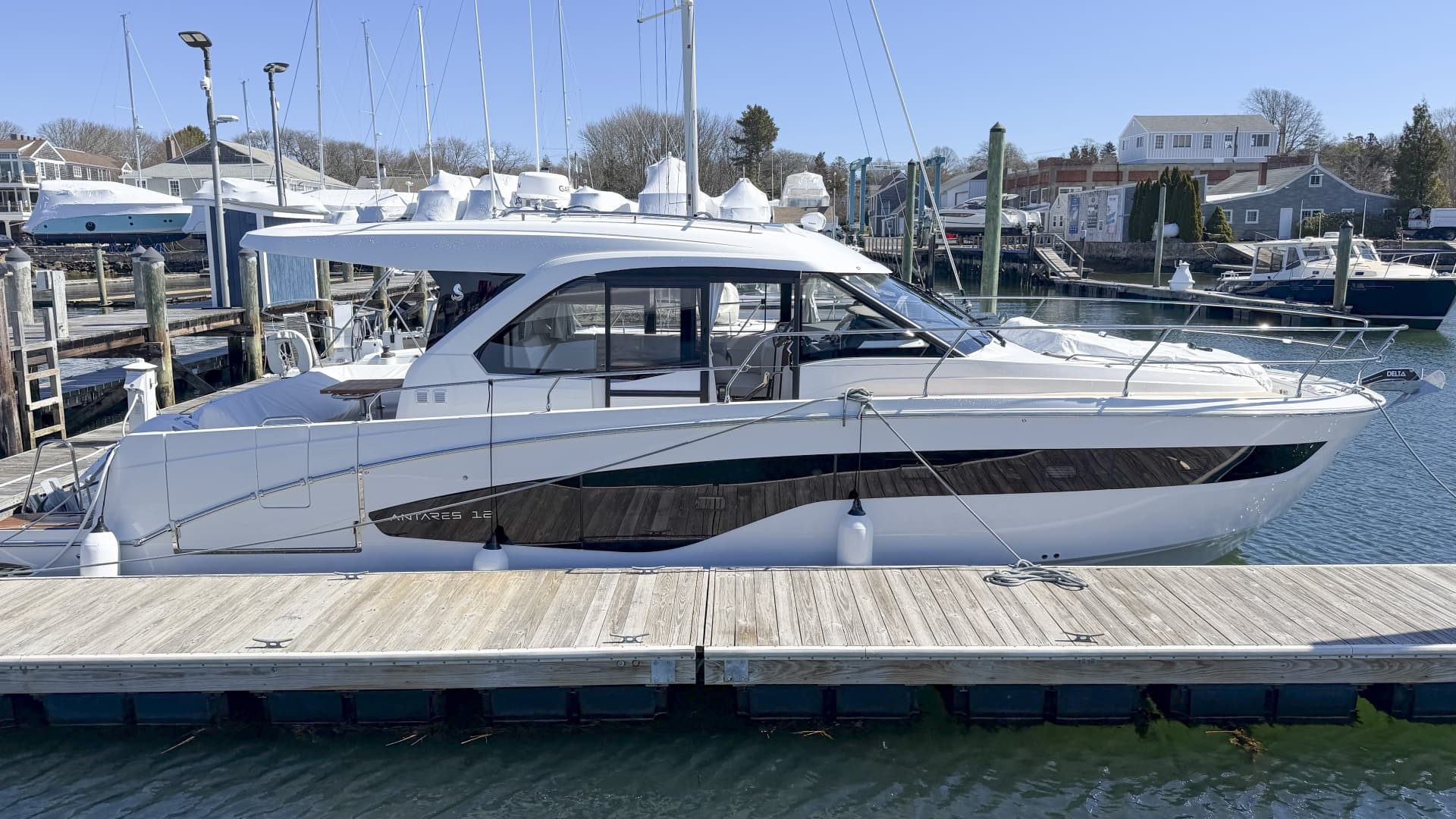 2026 Beneteau Antares 12 Coupe
